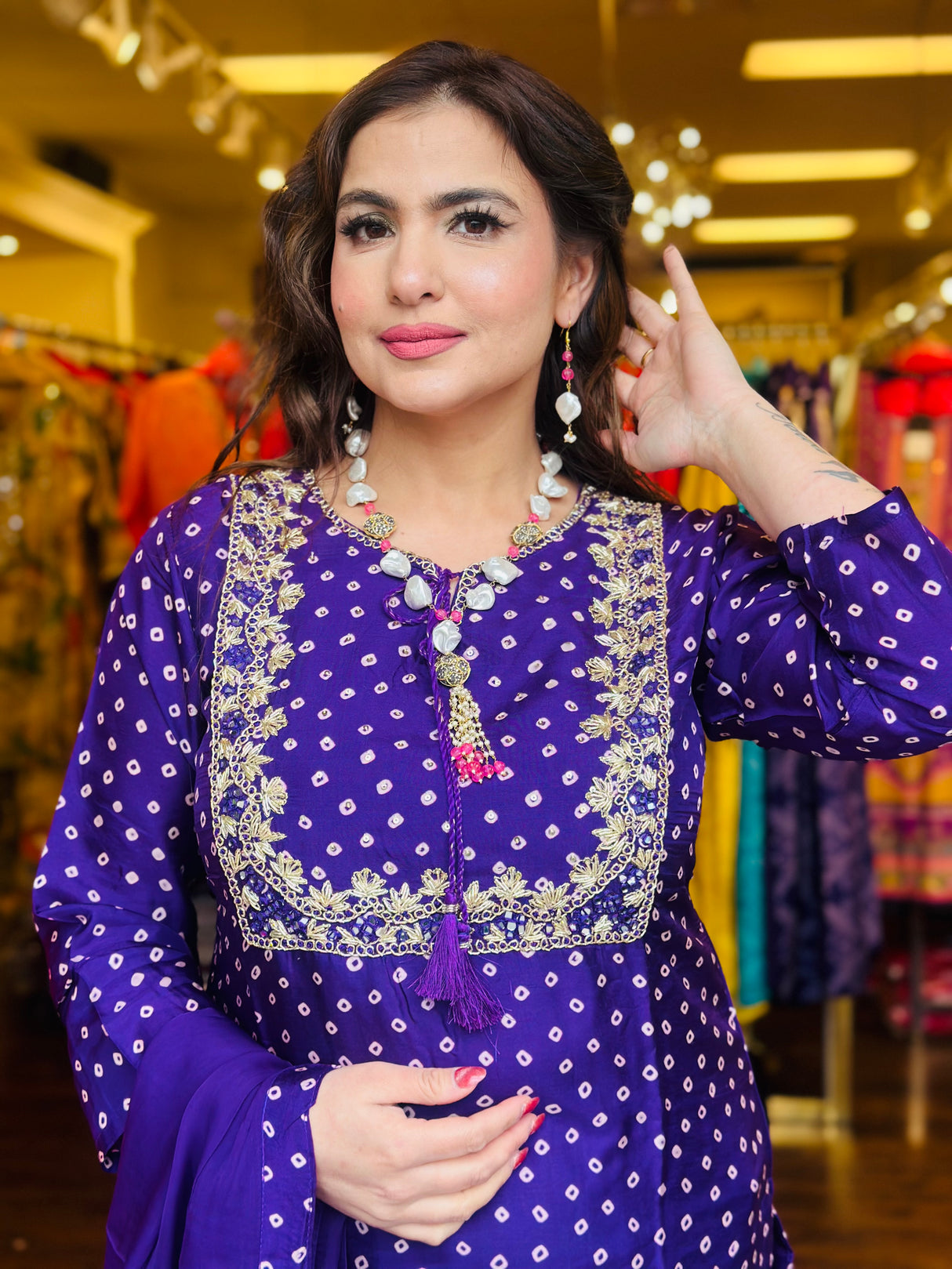 Mother of pearl necklace