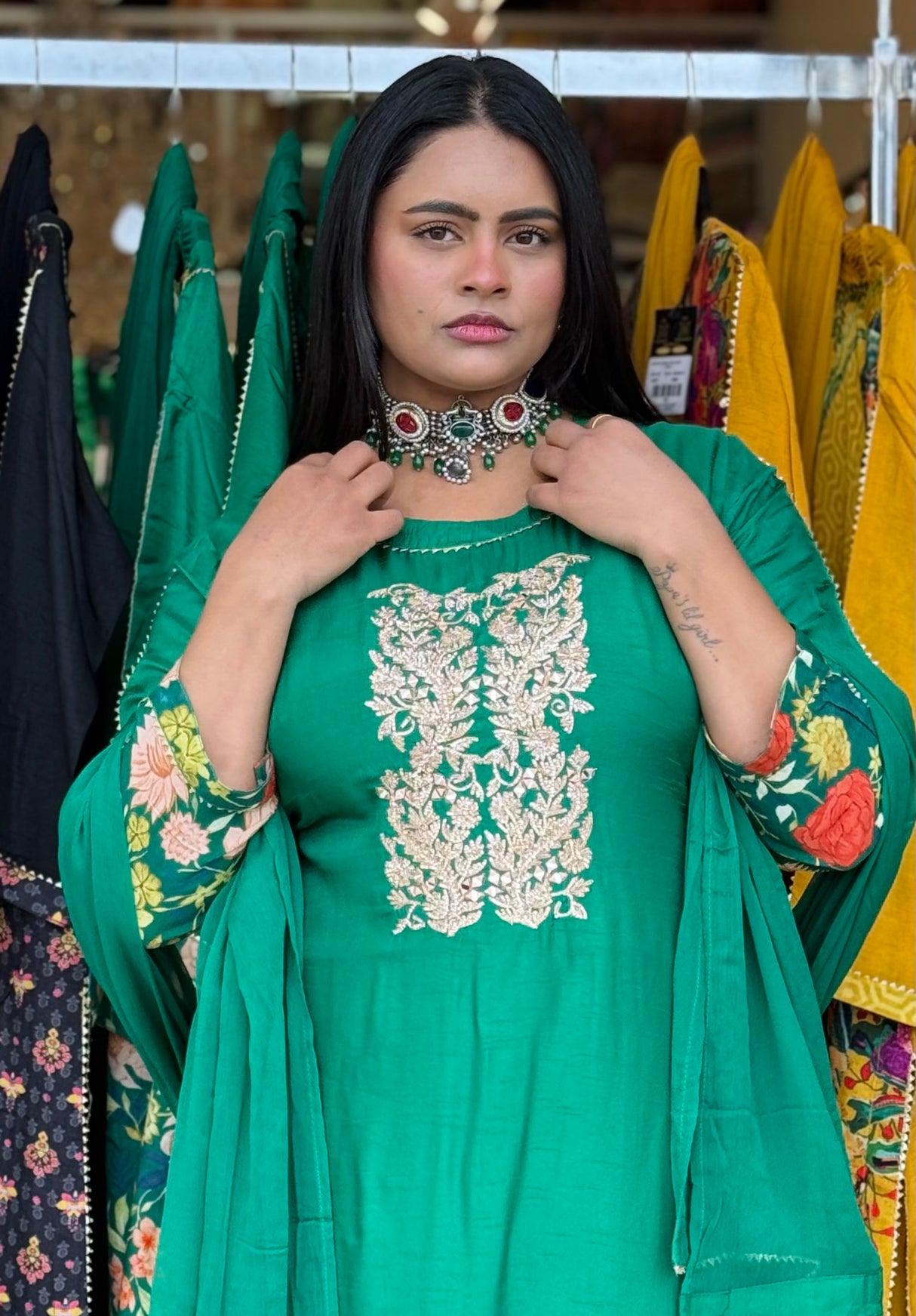 Zehra Noir Zari Suit