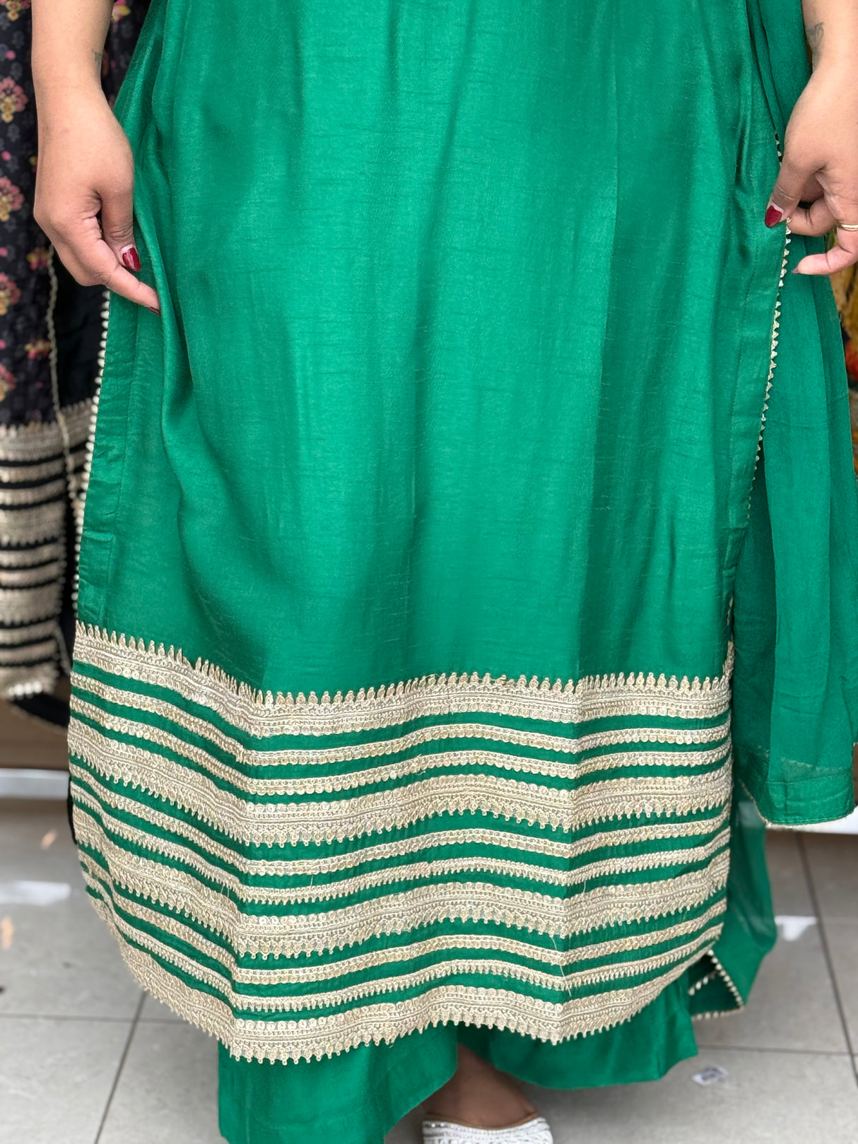 Zehra Noir Zari Suit