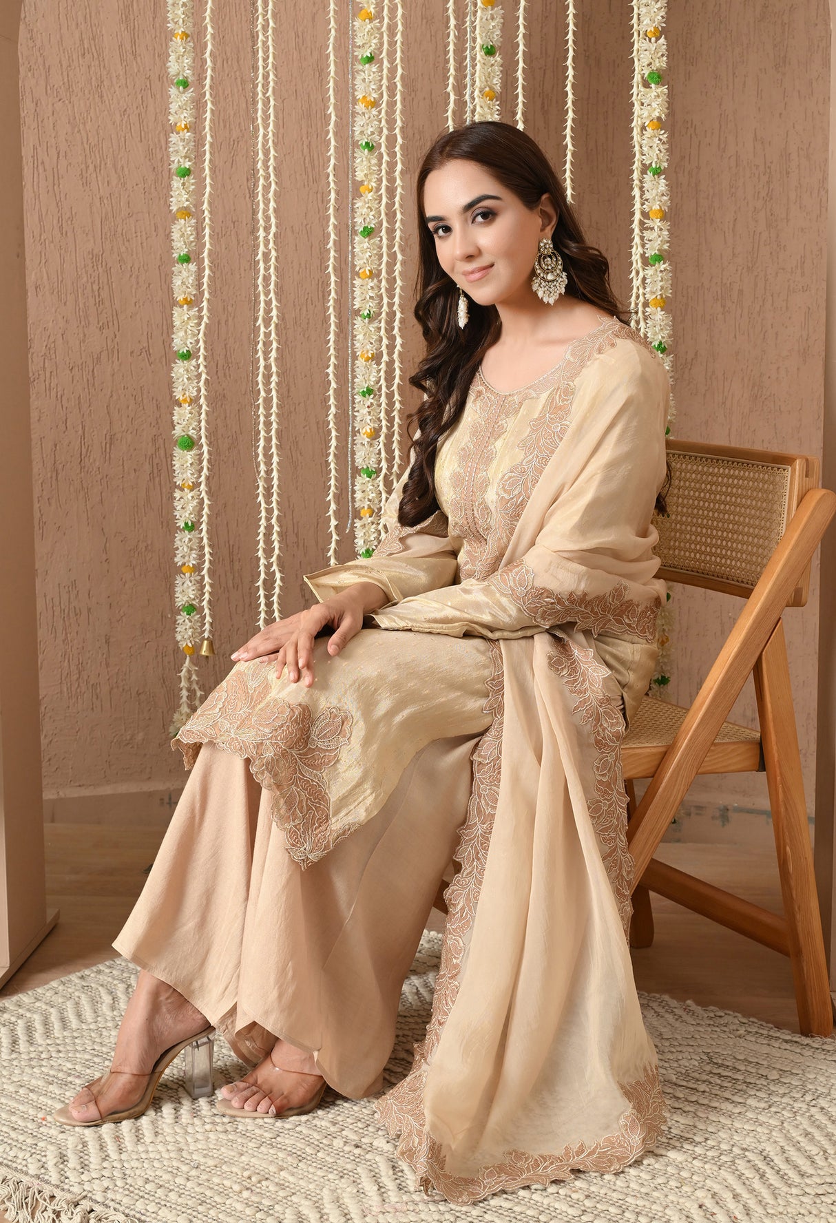 Banno Ki Shaan β Embroidered Silk Suit Set