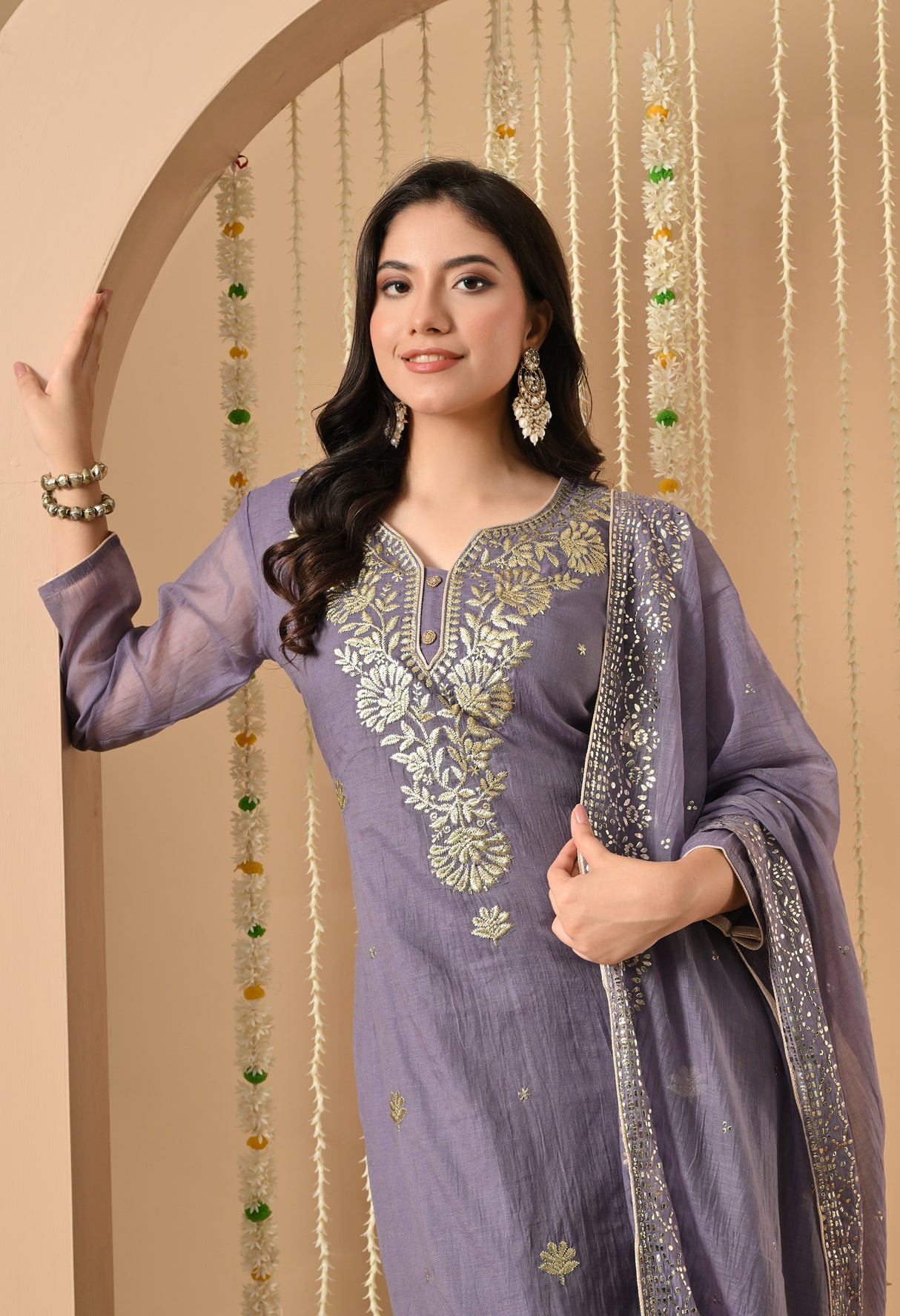 Raunaq-e-Rang Suit