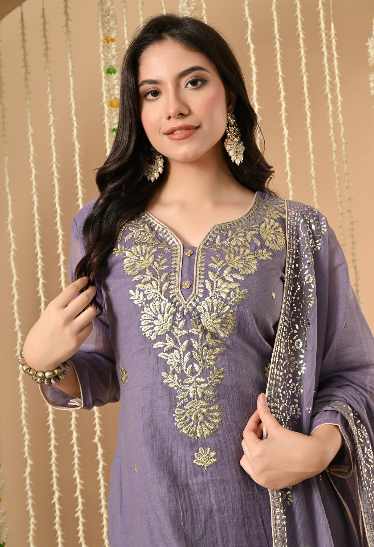 Raunaq-e-Rang Suit