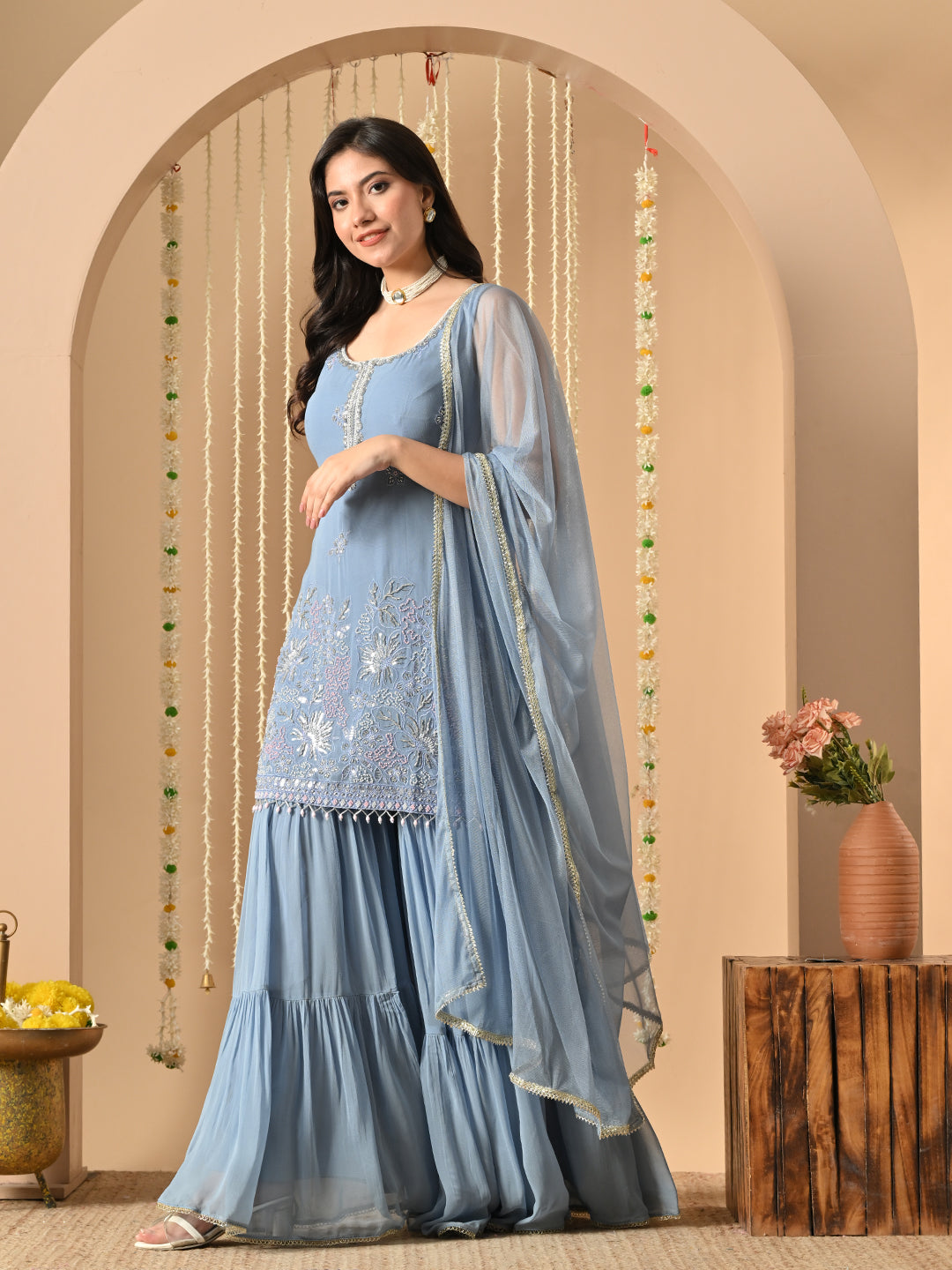 Soft Glimmer Sharara