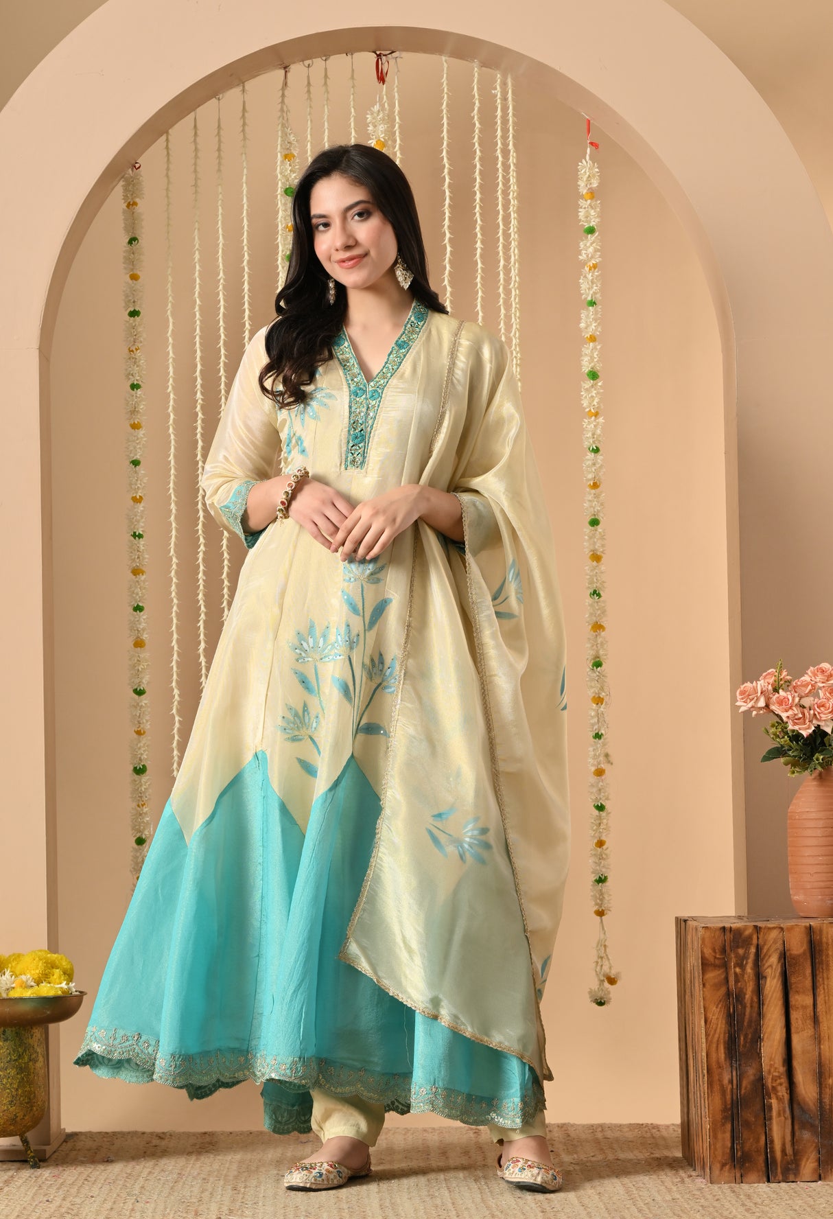 Aqua Nargis Kalidaar