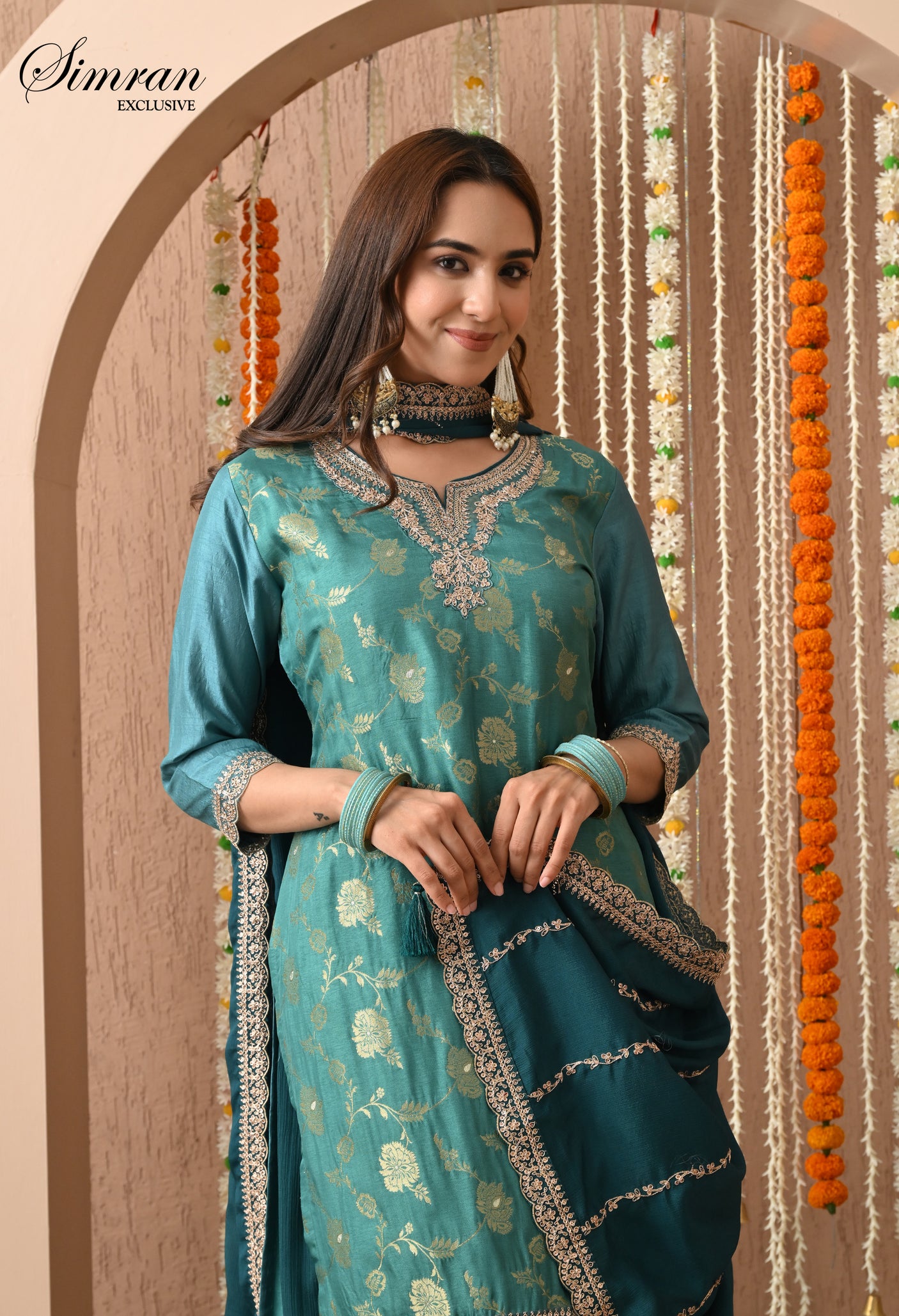 NANKE DADKE BANARSI TOUCH