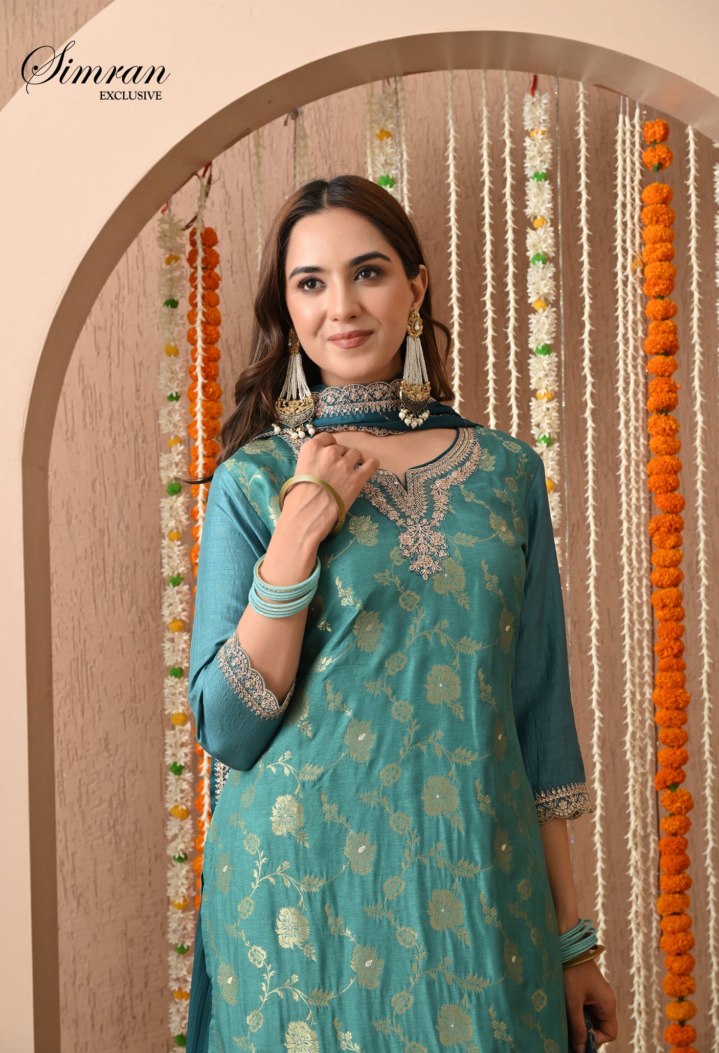 NANKE DADKE BANARSI TOUCH