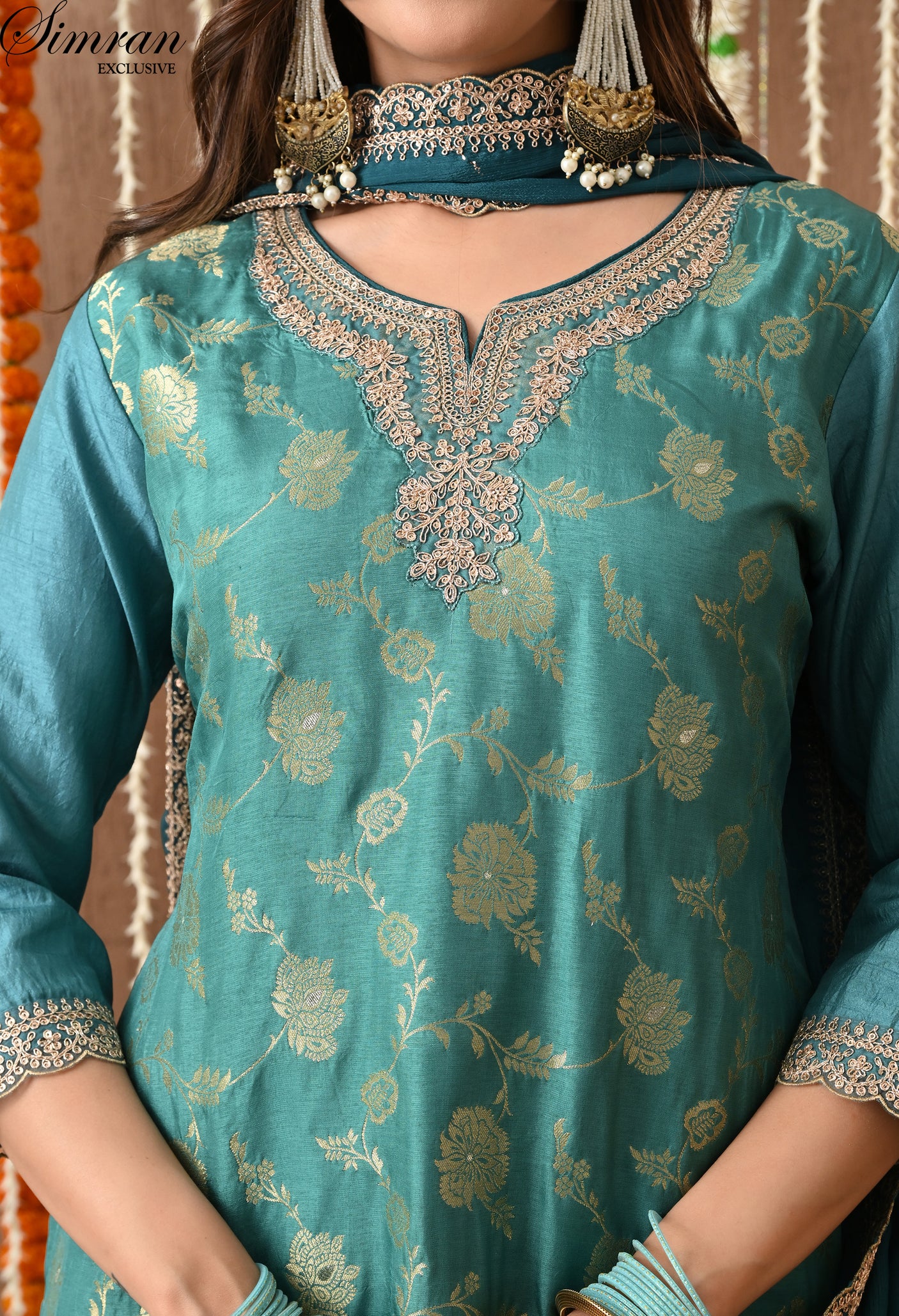 NANKE DADKE BANARSI TOUCH