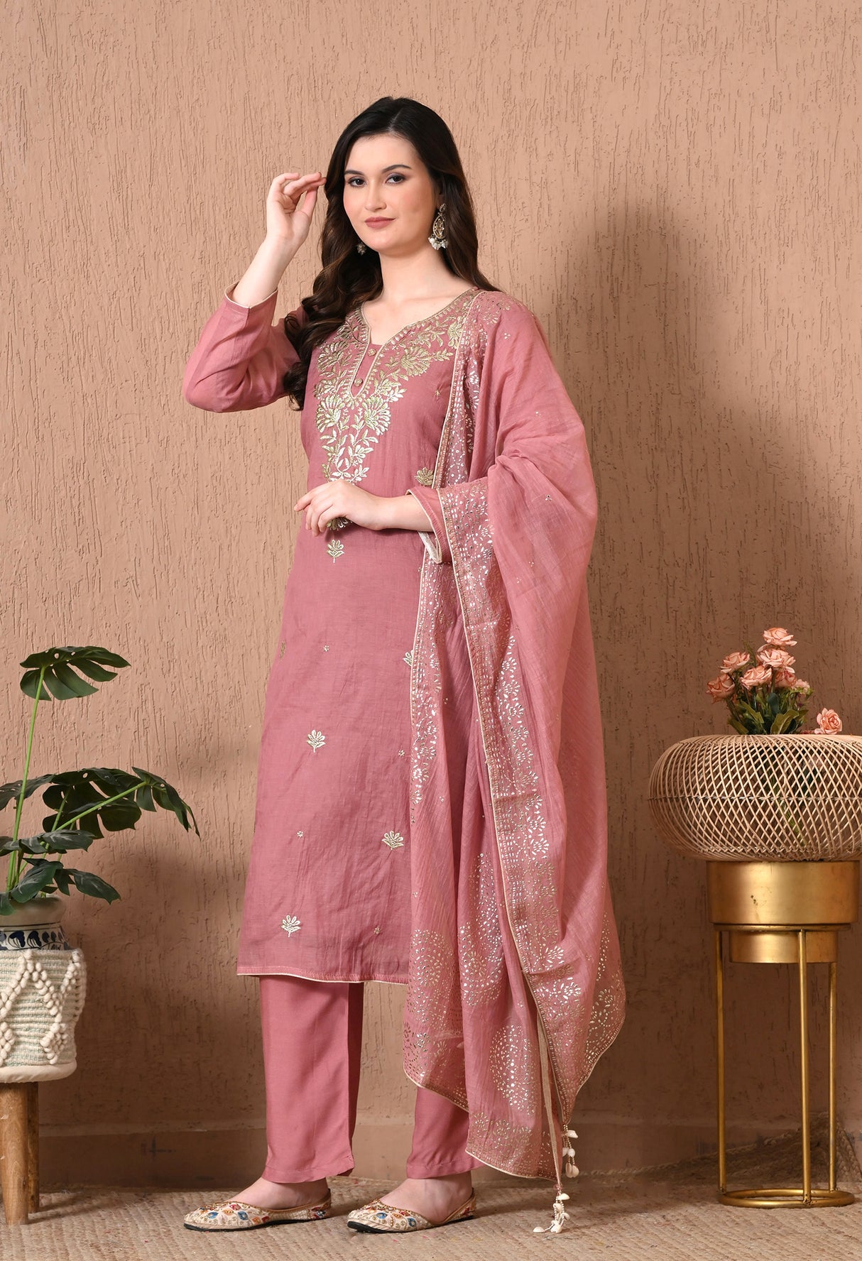 Raunaq-e-Rang Suit