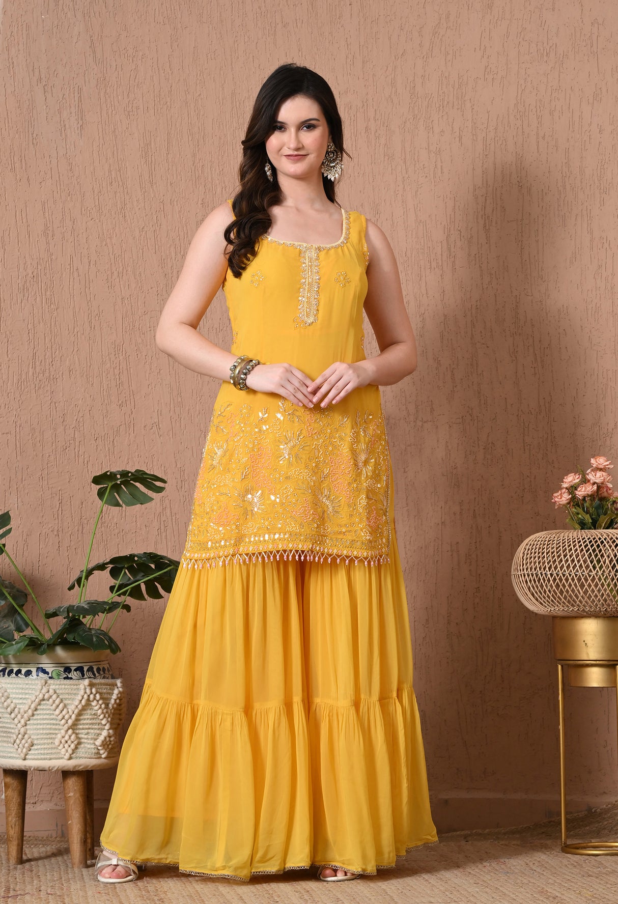 Soft Glimmer Sharara