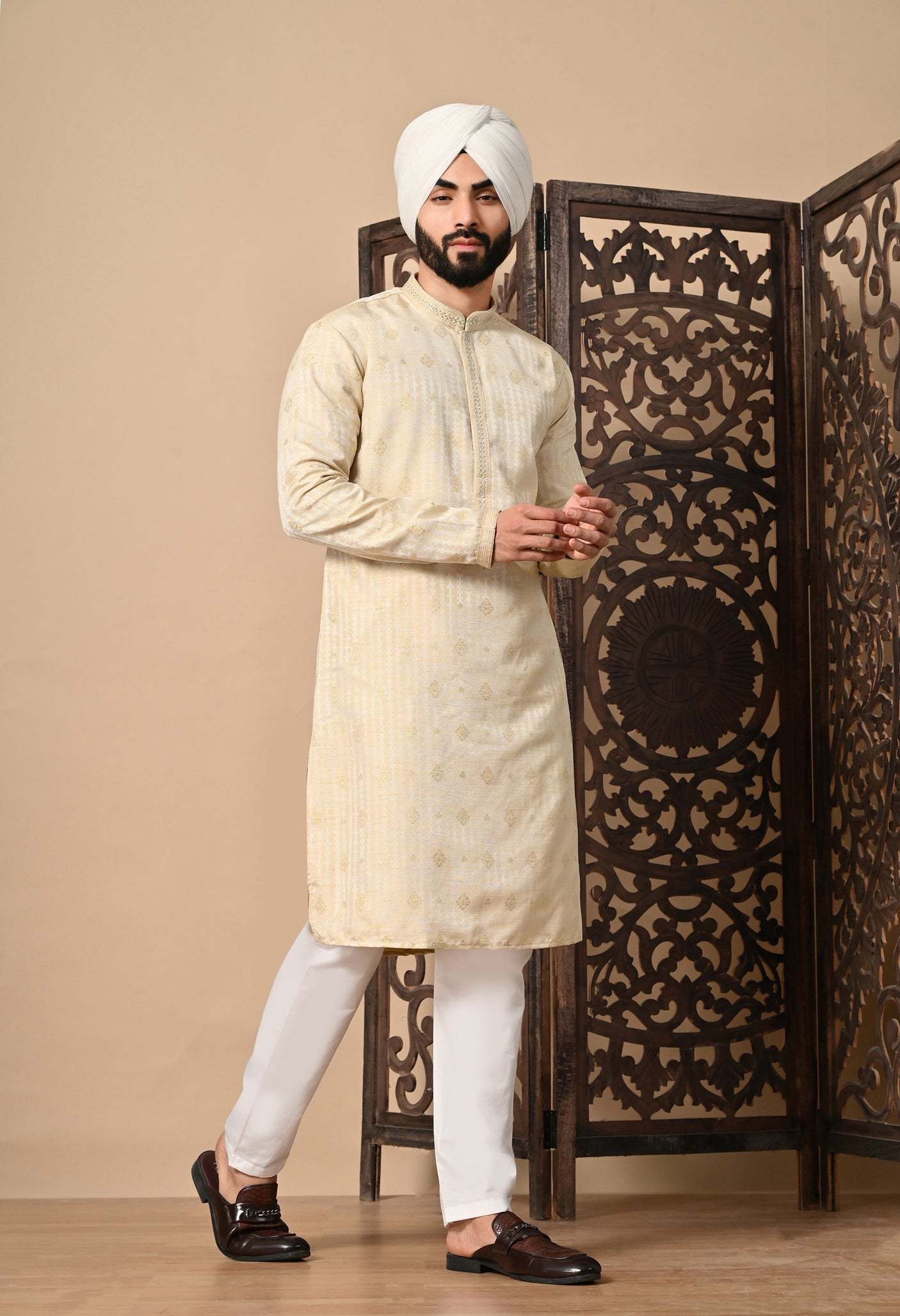 Off white Kurta Pyjama