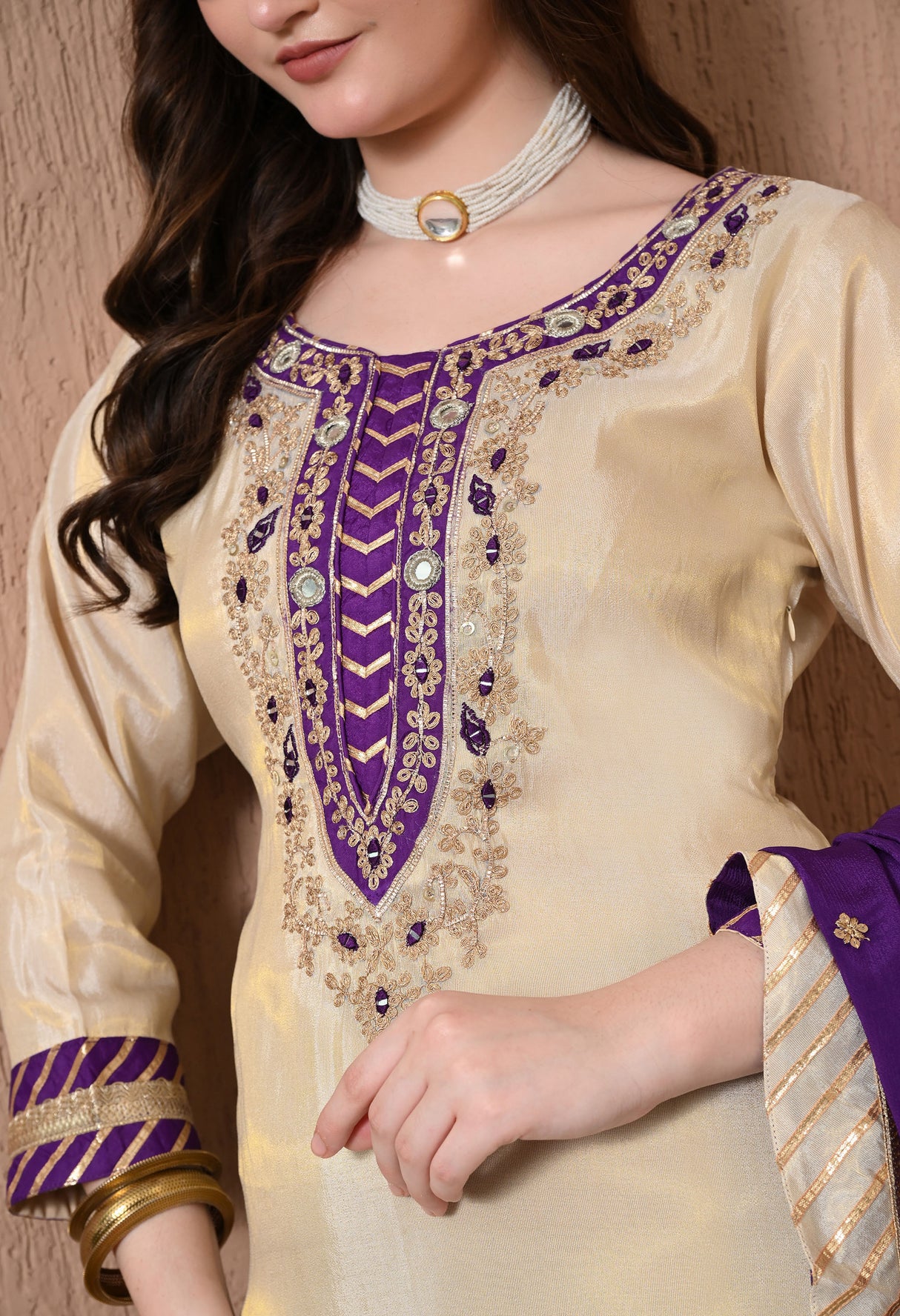 Rangrez Radiance Suit ..