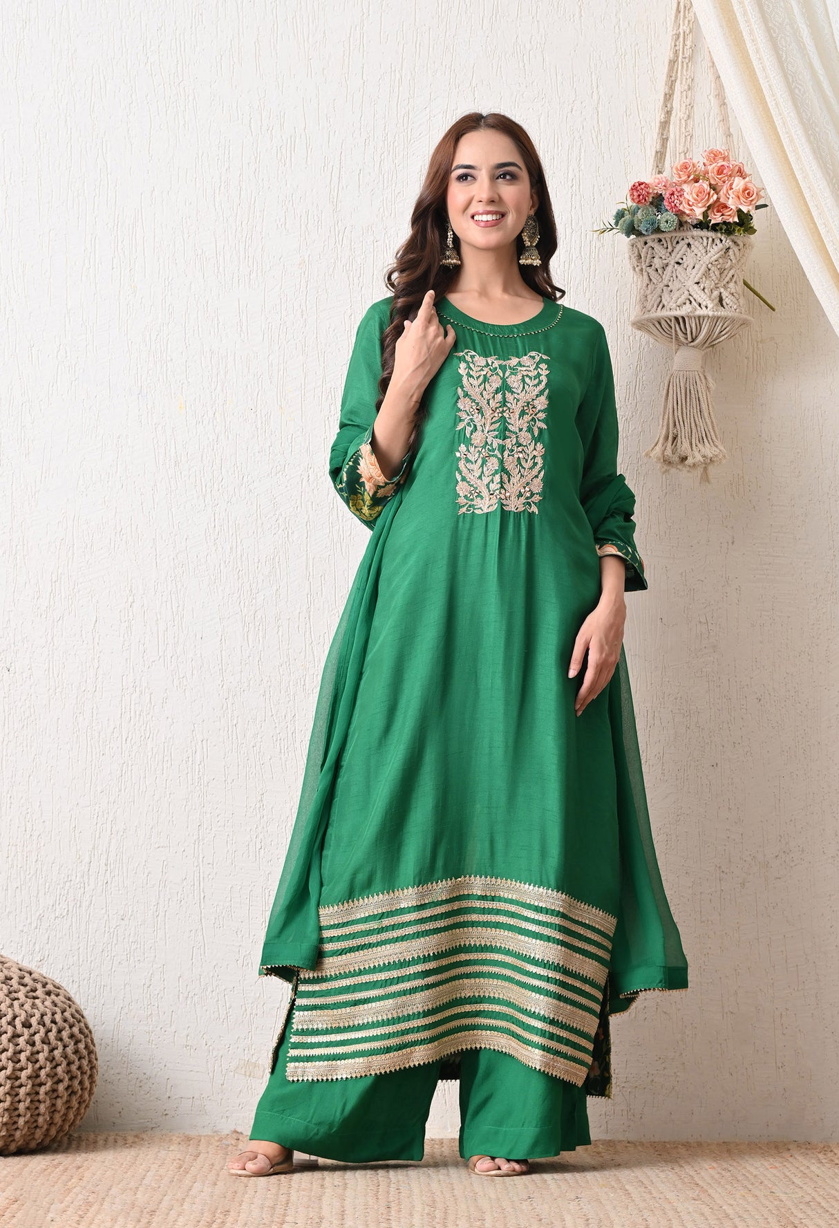 Zehra Noir Zari Suit