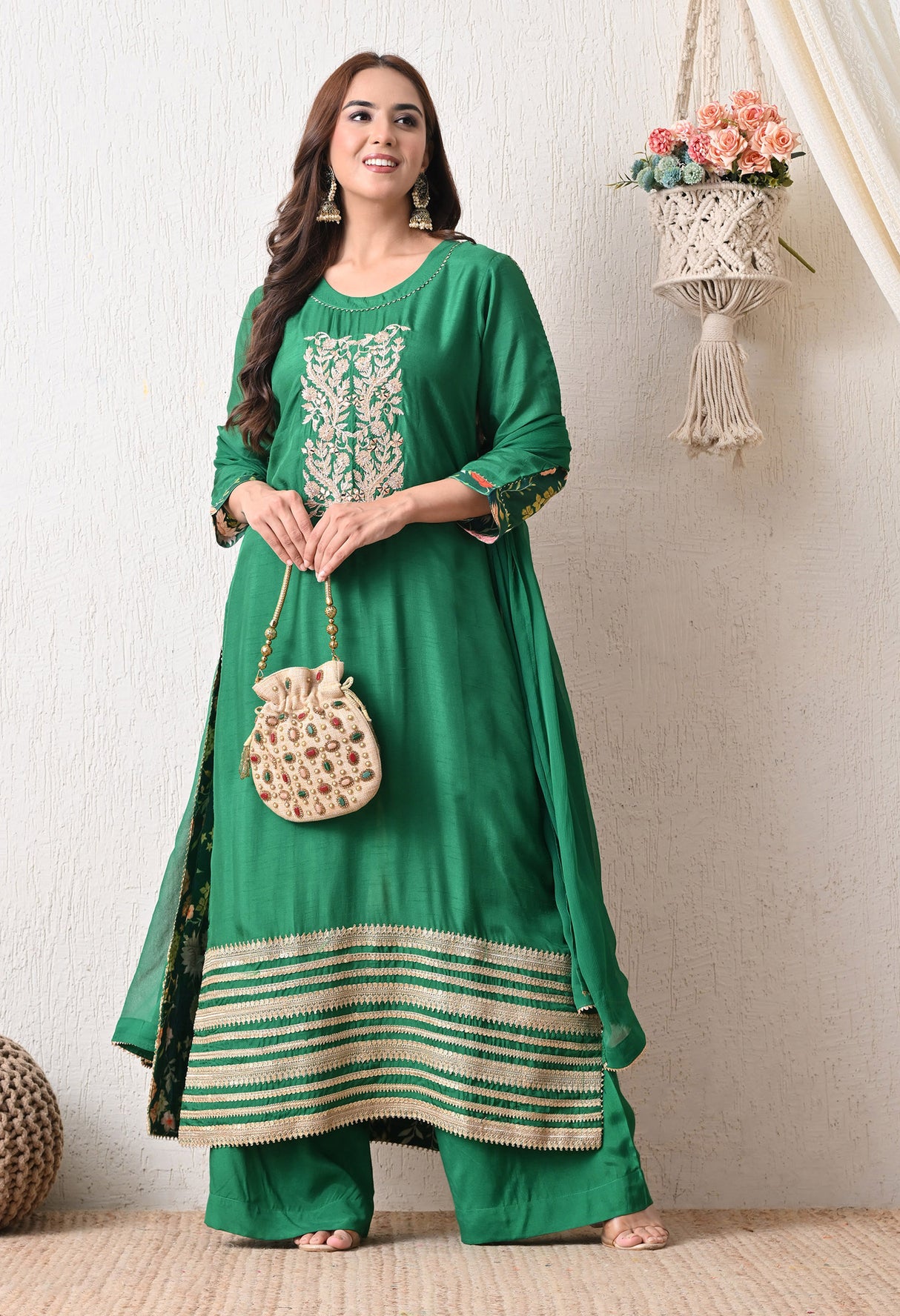 Zehra Noir Zari Suit