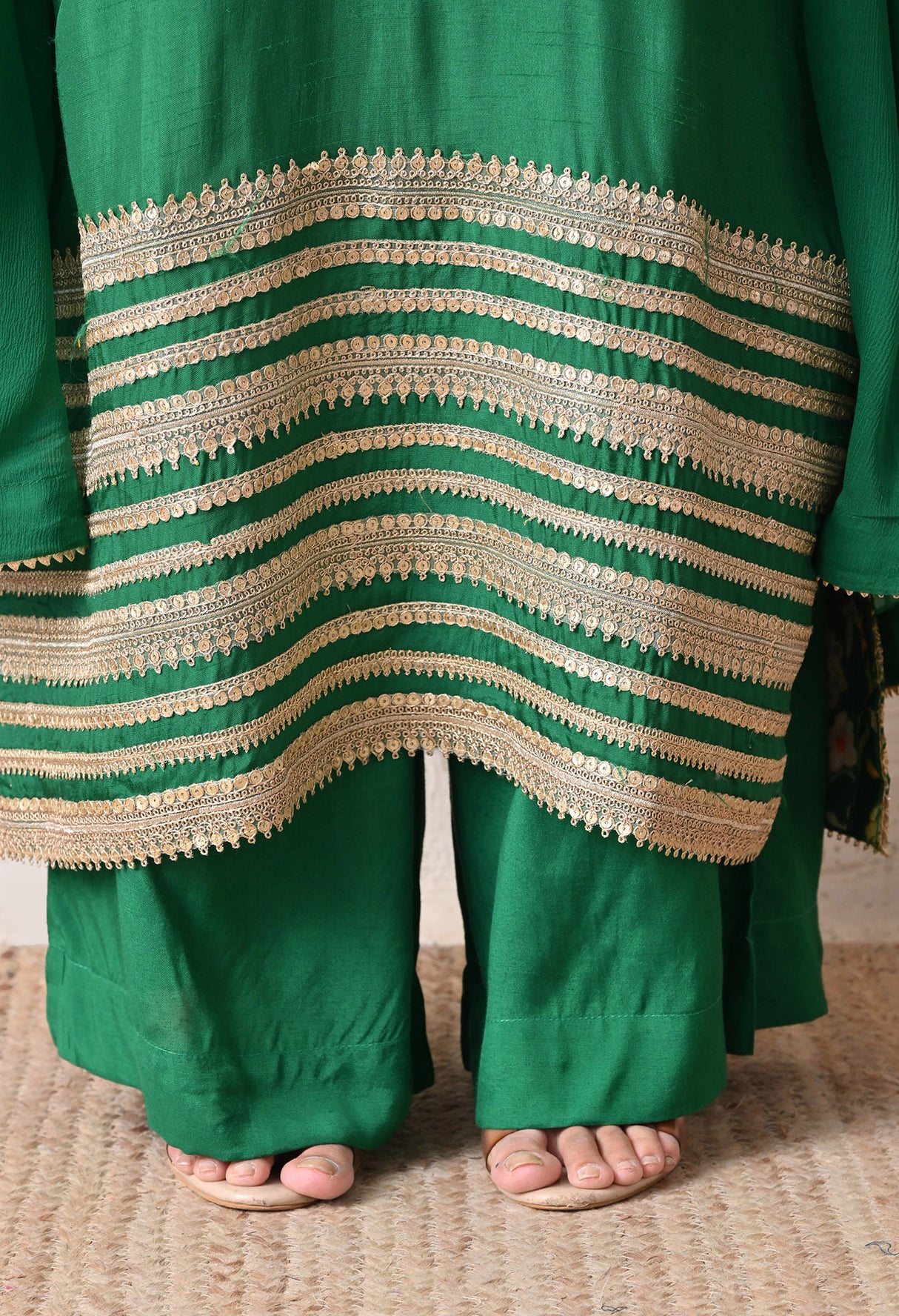 Zehra Noir Zari Suit