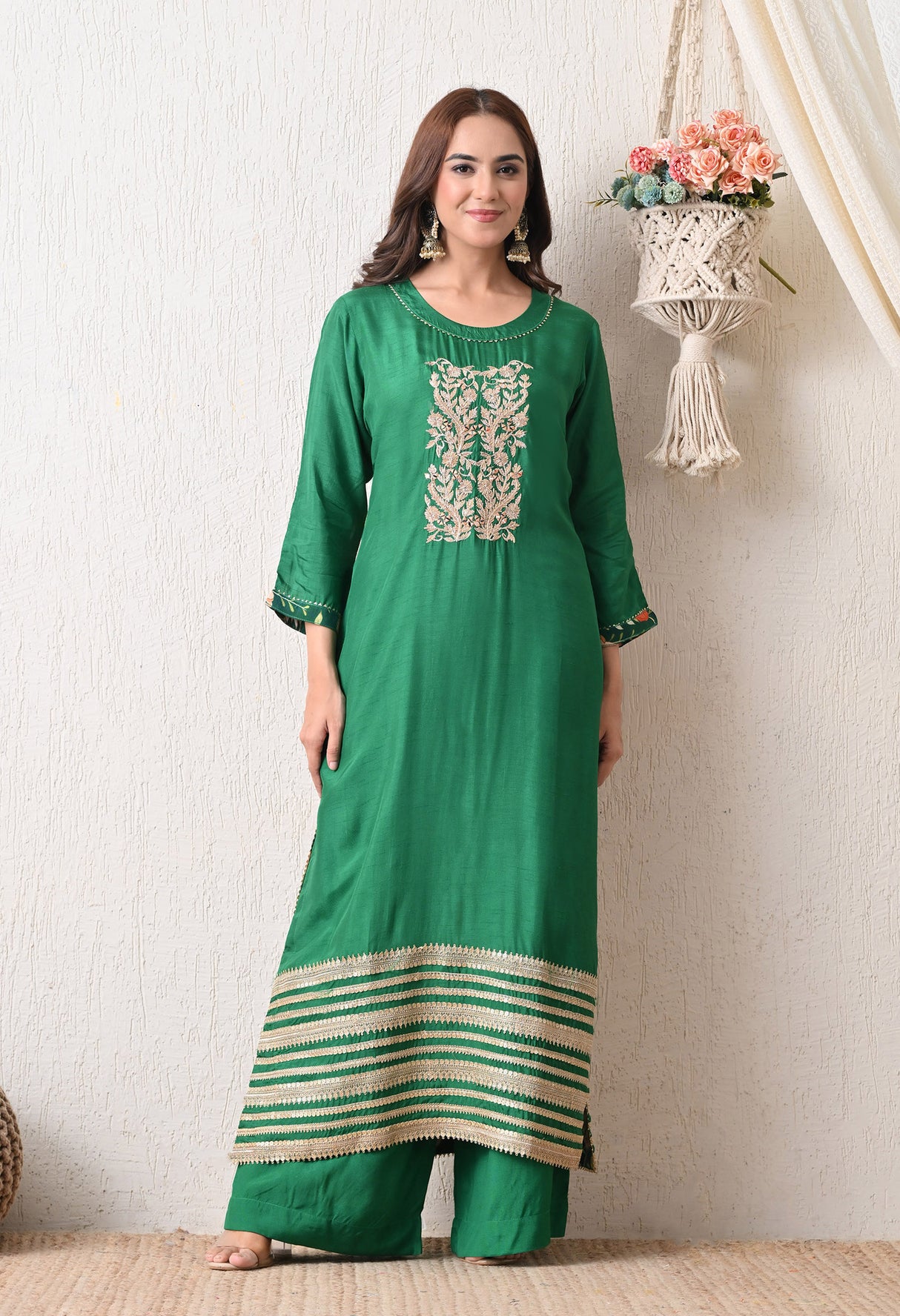 Zehra Noir Zari Suit