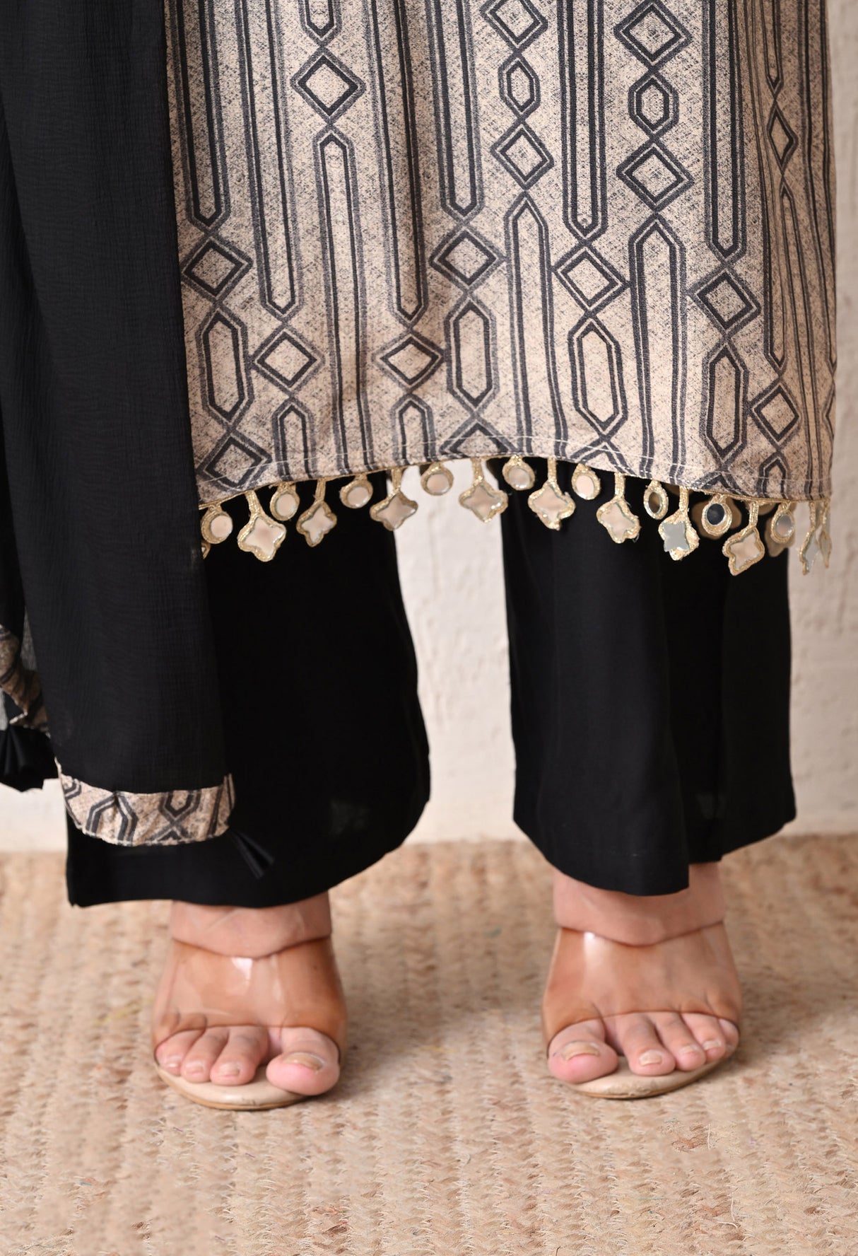 Mehrunisa Mirror Suit