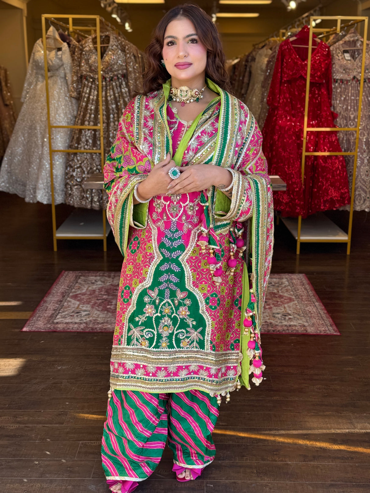 ਅਨੰਦ ਕਾਰਜ ਸੂਟ ( ANAND KARAJ SUIT )