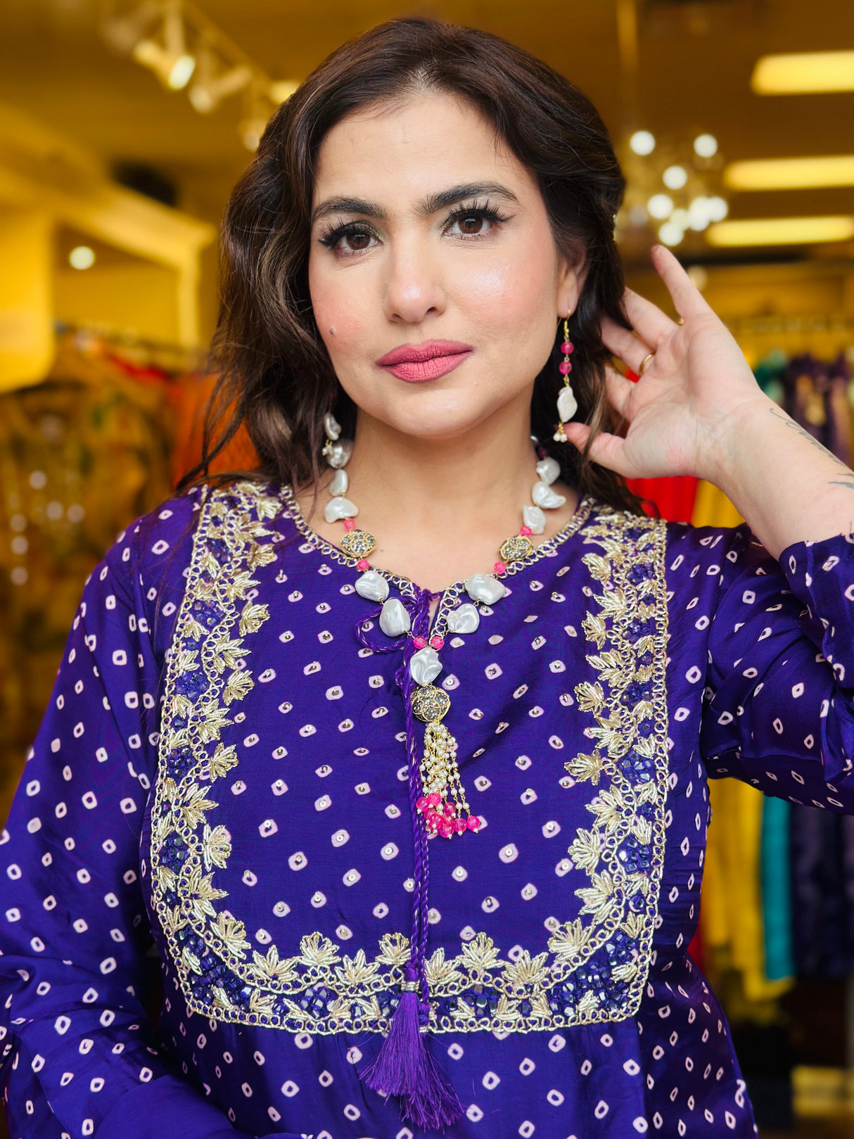 Mother of pearl necklace