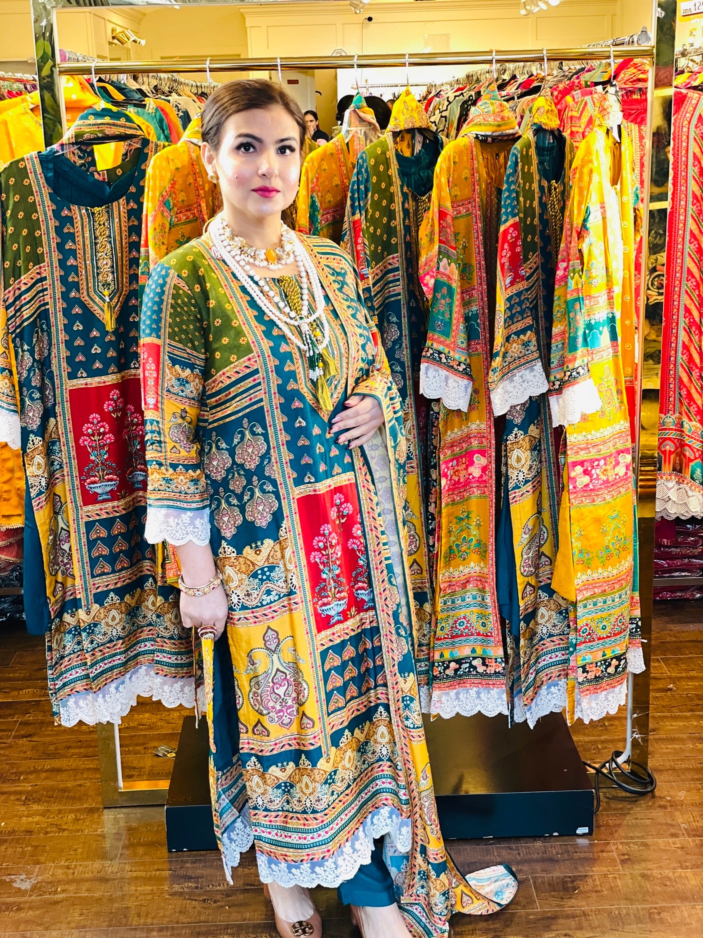 Rang Reza suit