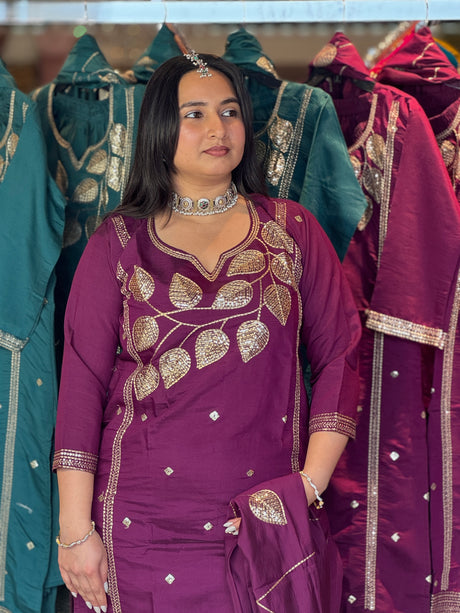 Mahek-rang suit
