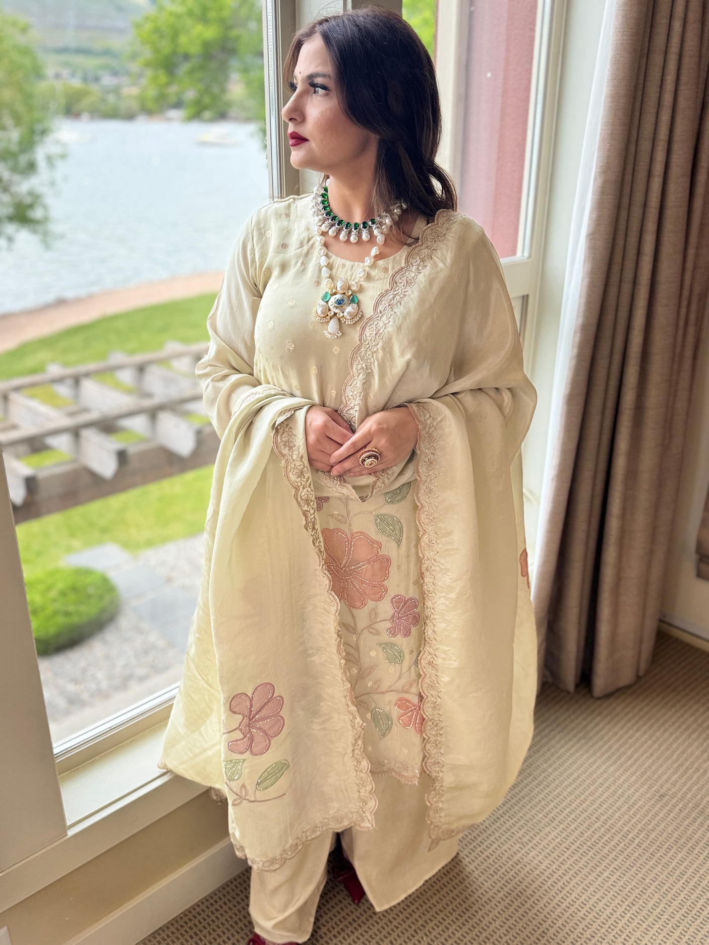 Gulzar suit
