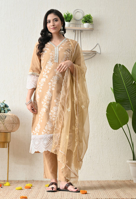 Mastani suit