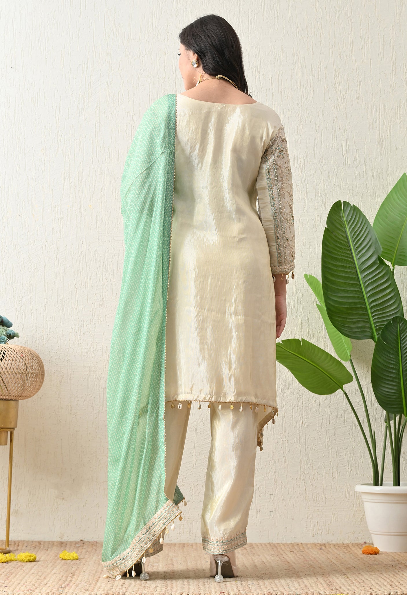 Saanjh Suit