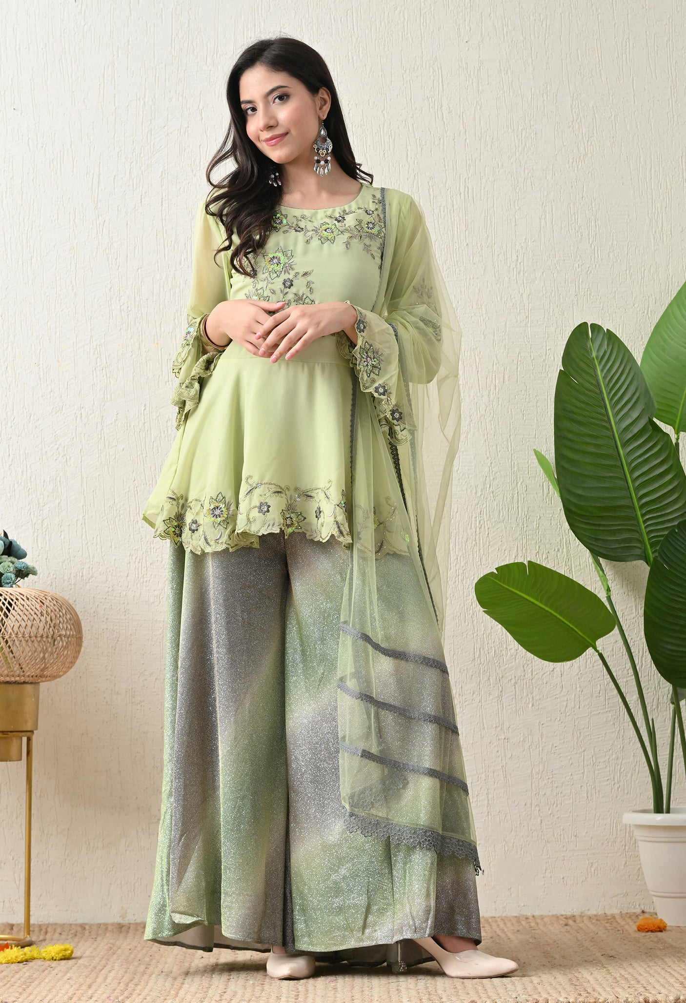 Samaira Shimmer Set