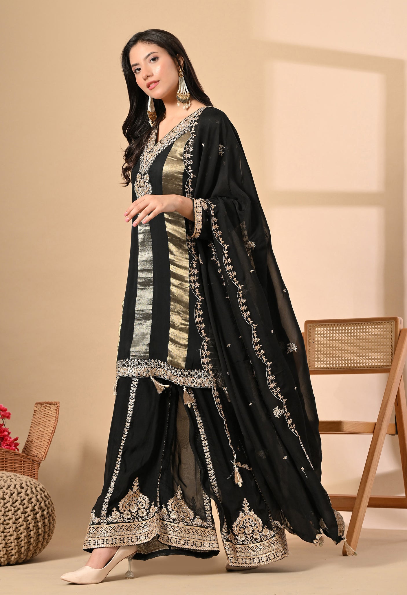 Husna Noir sharara