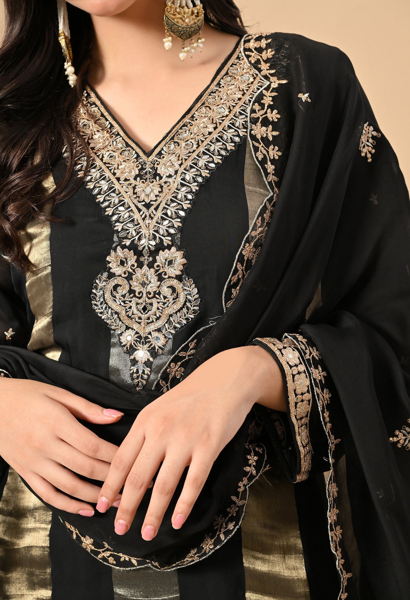 Husna Noir sharara