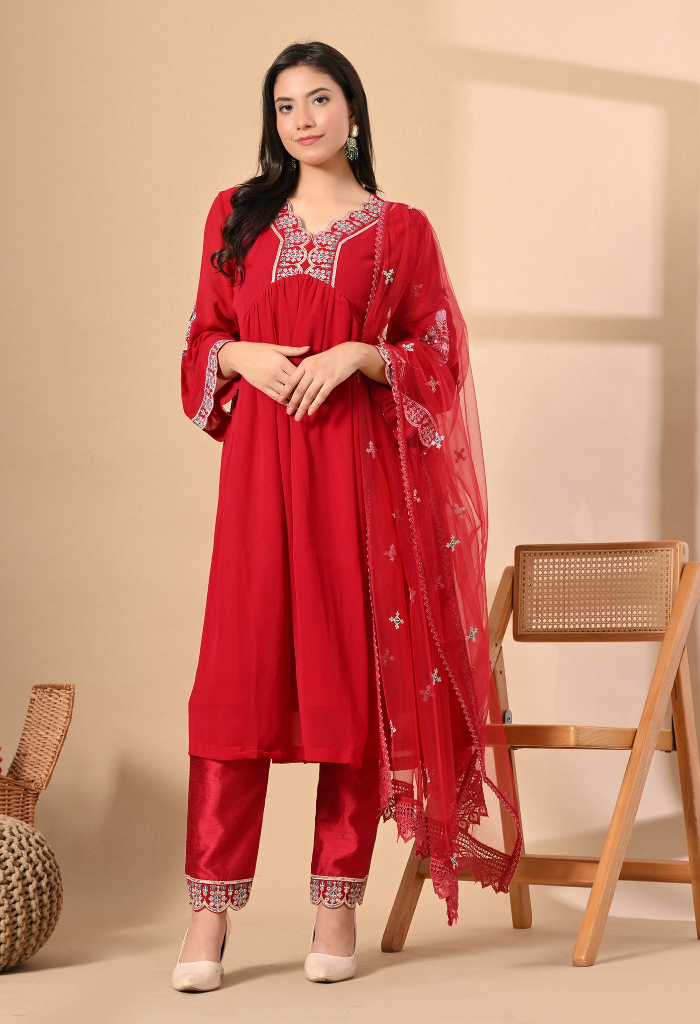 Roohani Raunak Set