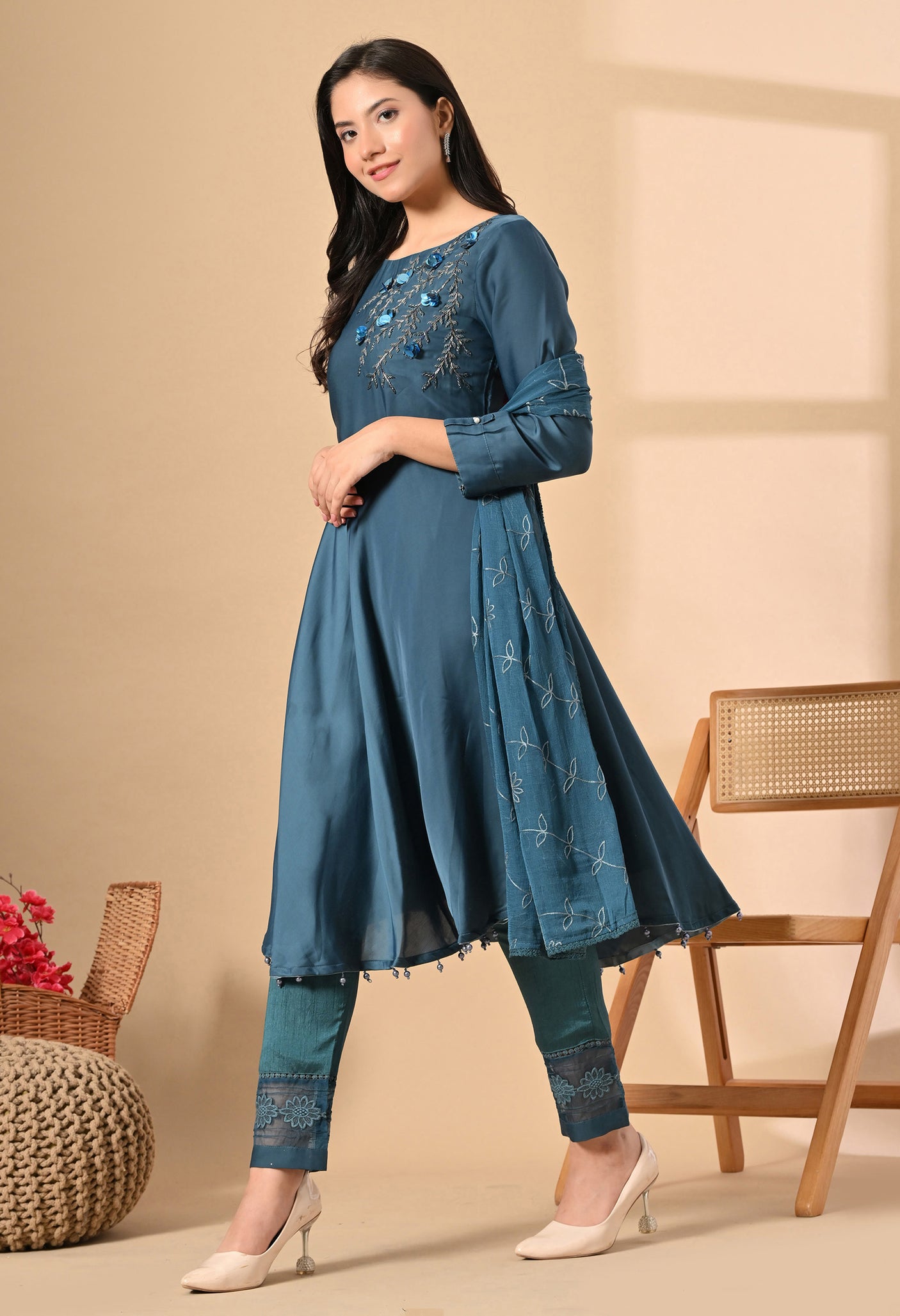 Taraab Teal Set