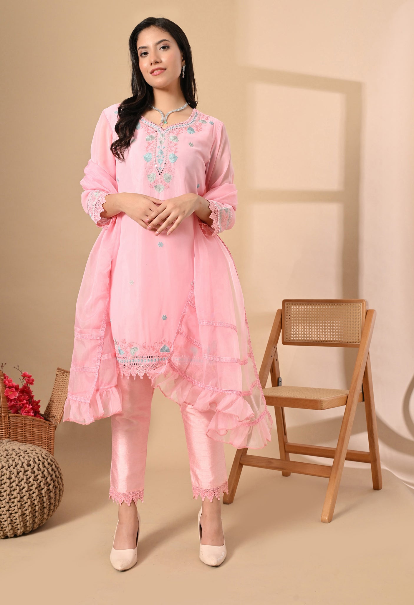 Gulbadan Suit Set