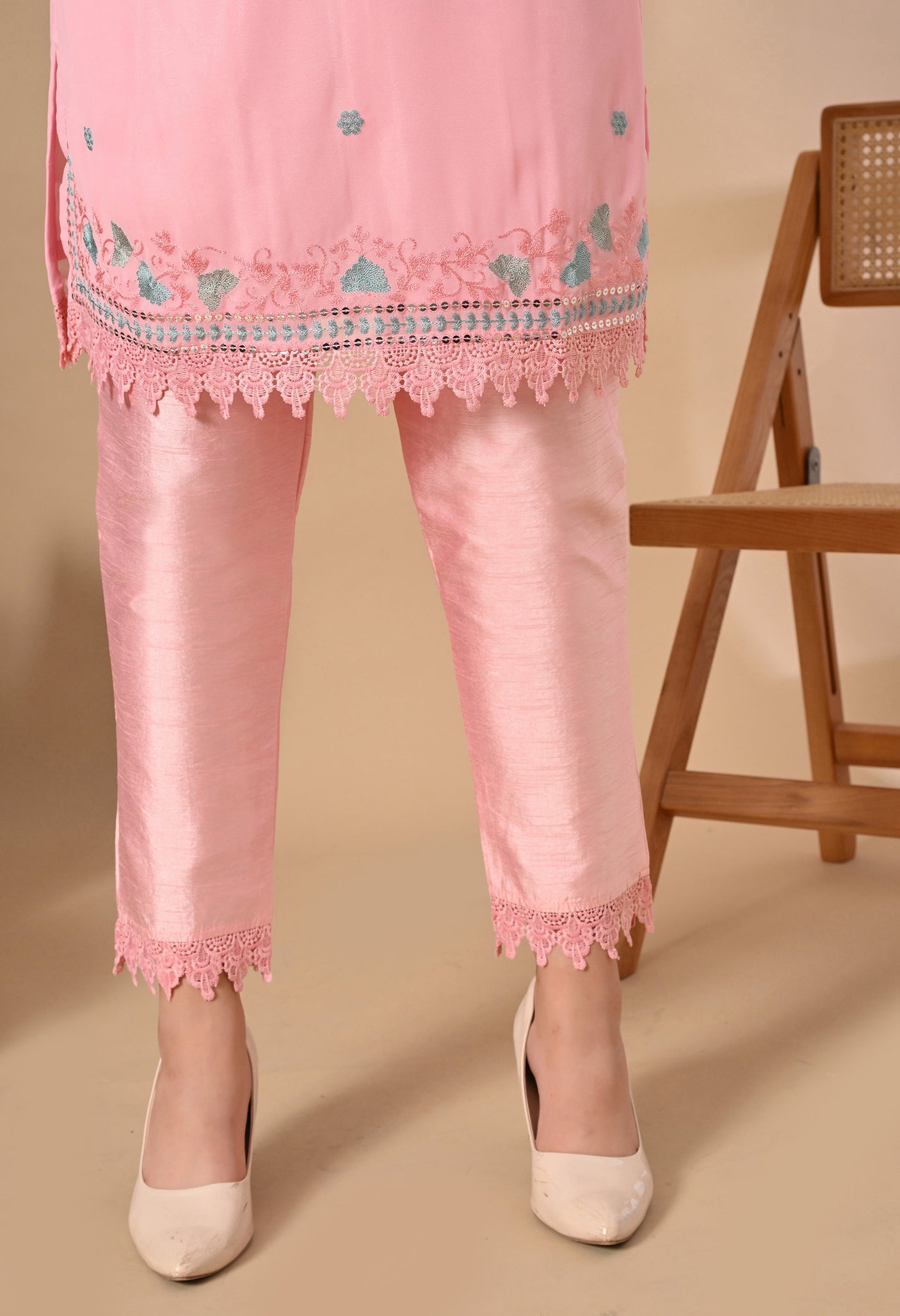 Gulbadan Suit Set