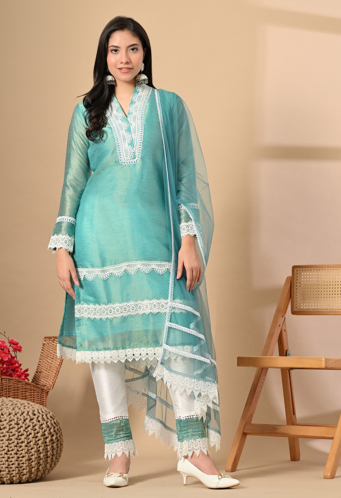Sundar Tana Bana Suit