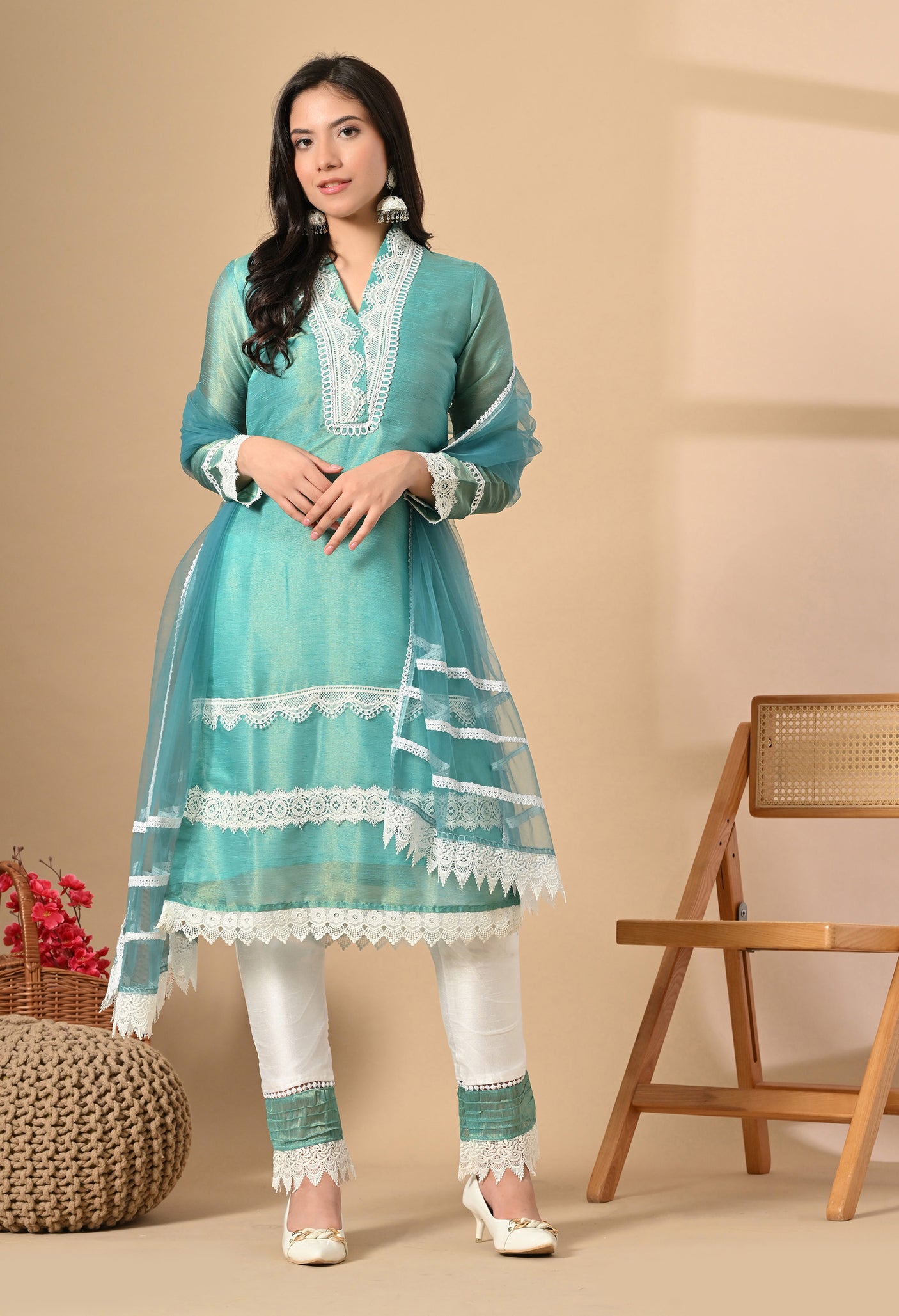 Sundar Tana Bana Suit