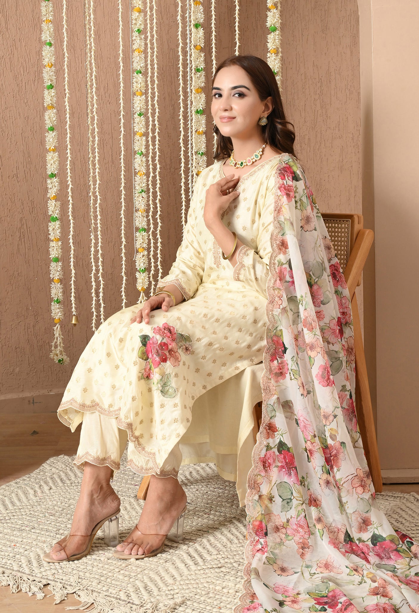 Phoolwari Elegance