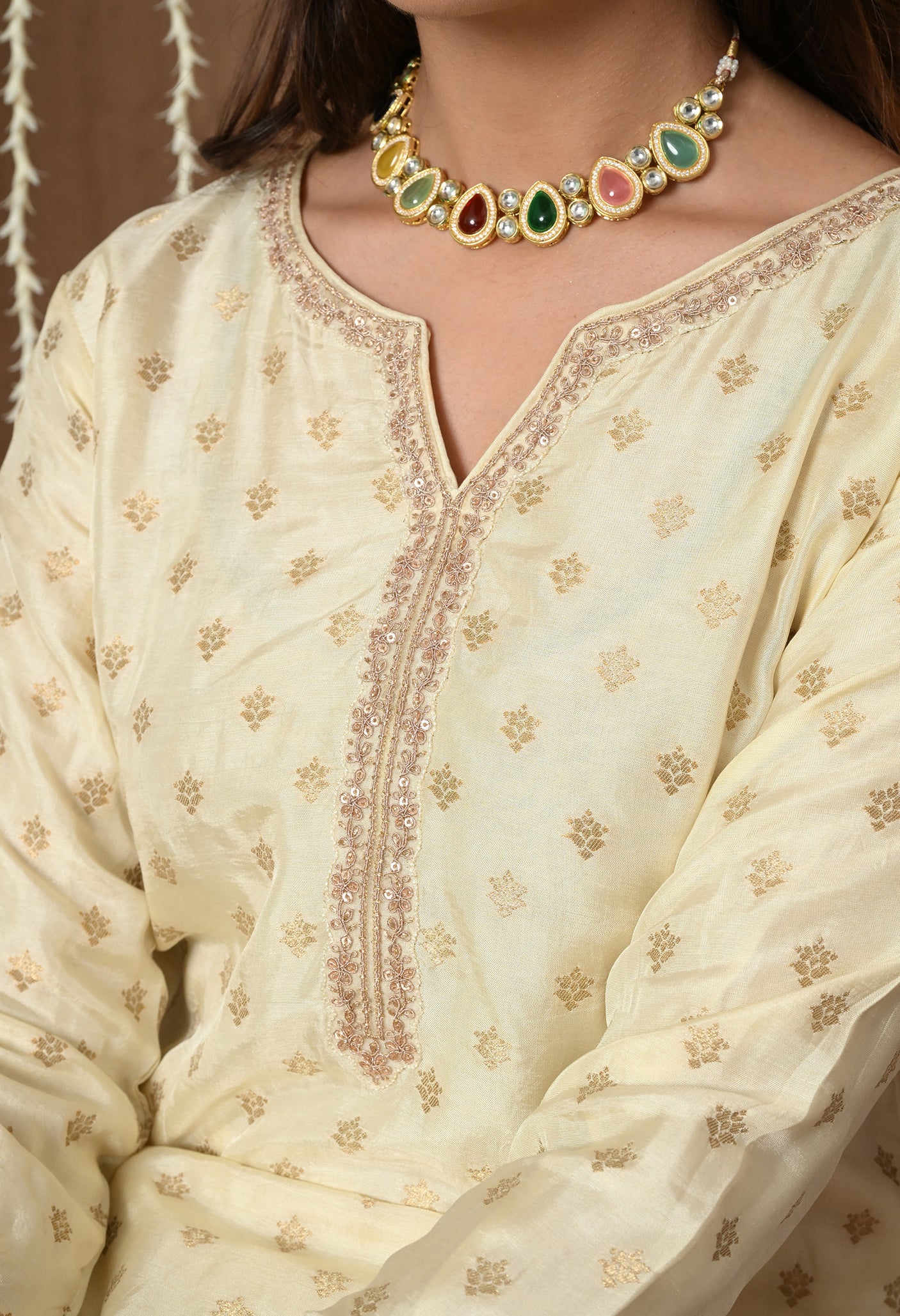 Phoolwari Elegance