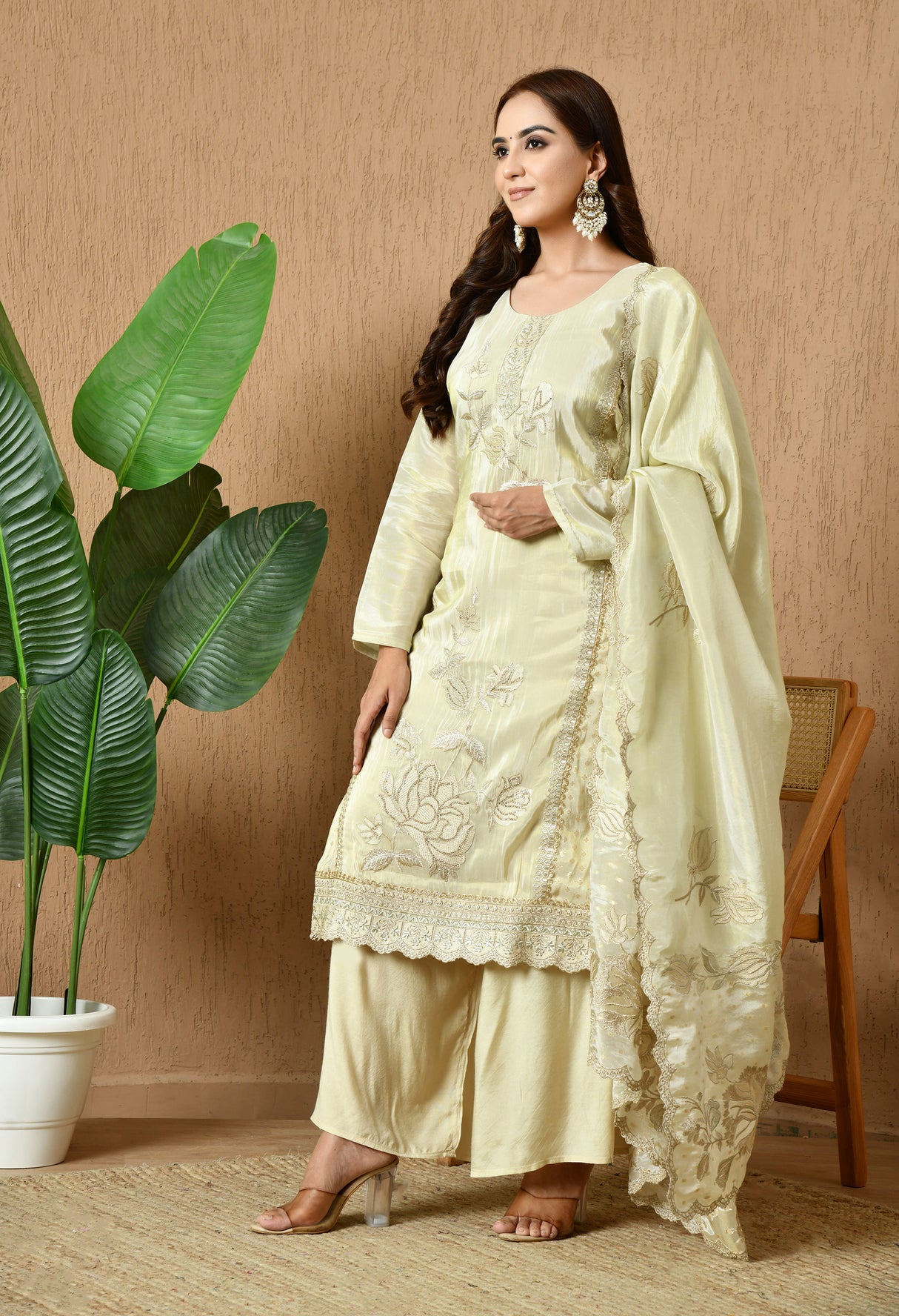Nakhra Nawabi – Embroidered Luxe Suit Set