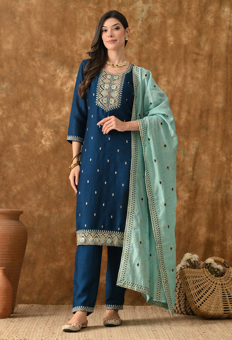 Neel Tara Chikankari Set