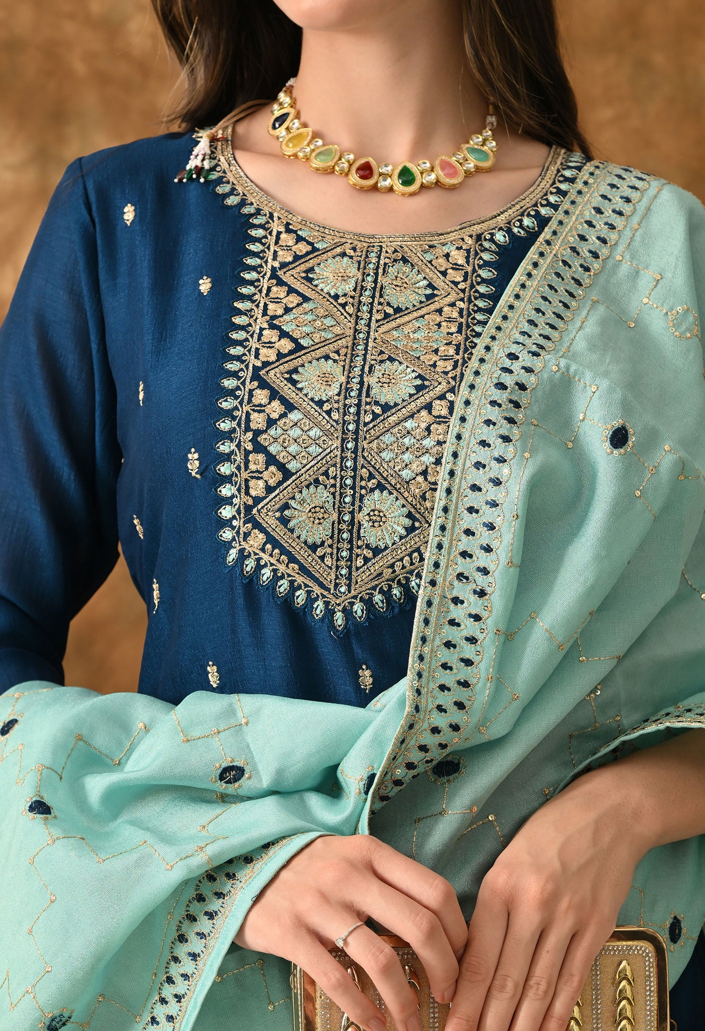 Neel Tara Chikankari Set