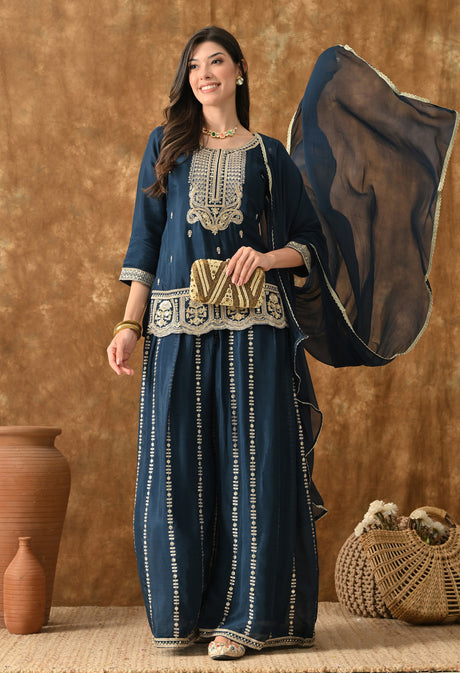 Sheesh Mahal Sharara .