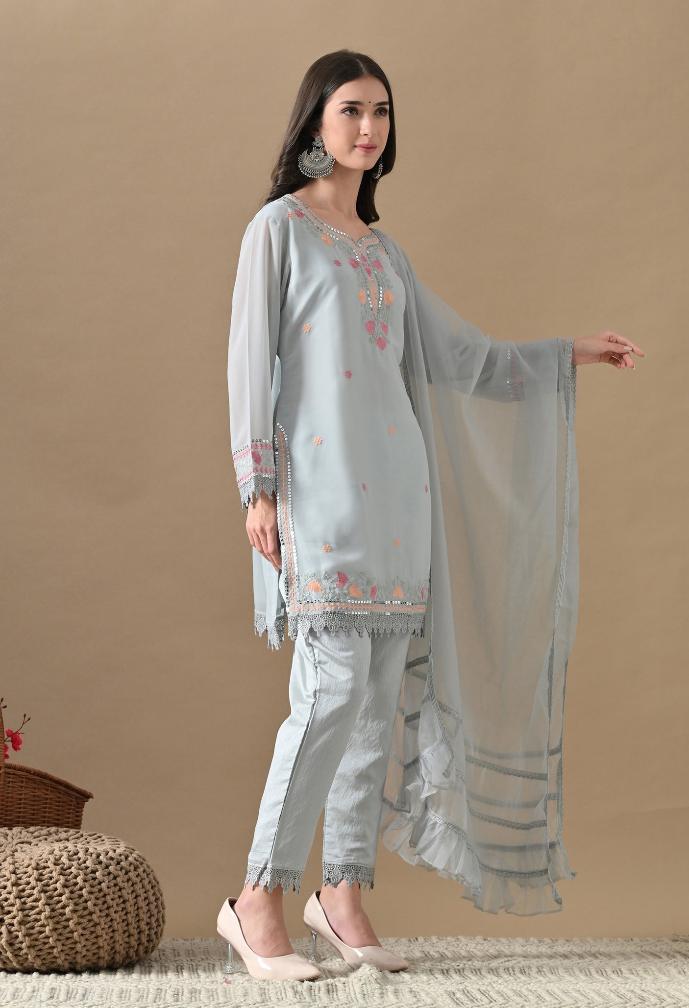 Gulbadan Suit Set