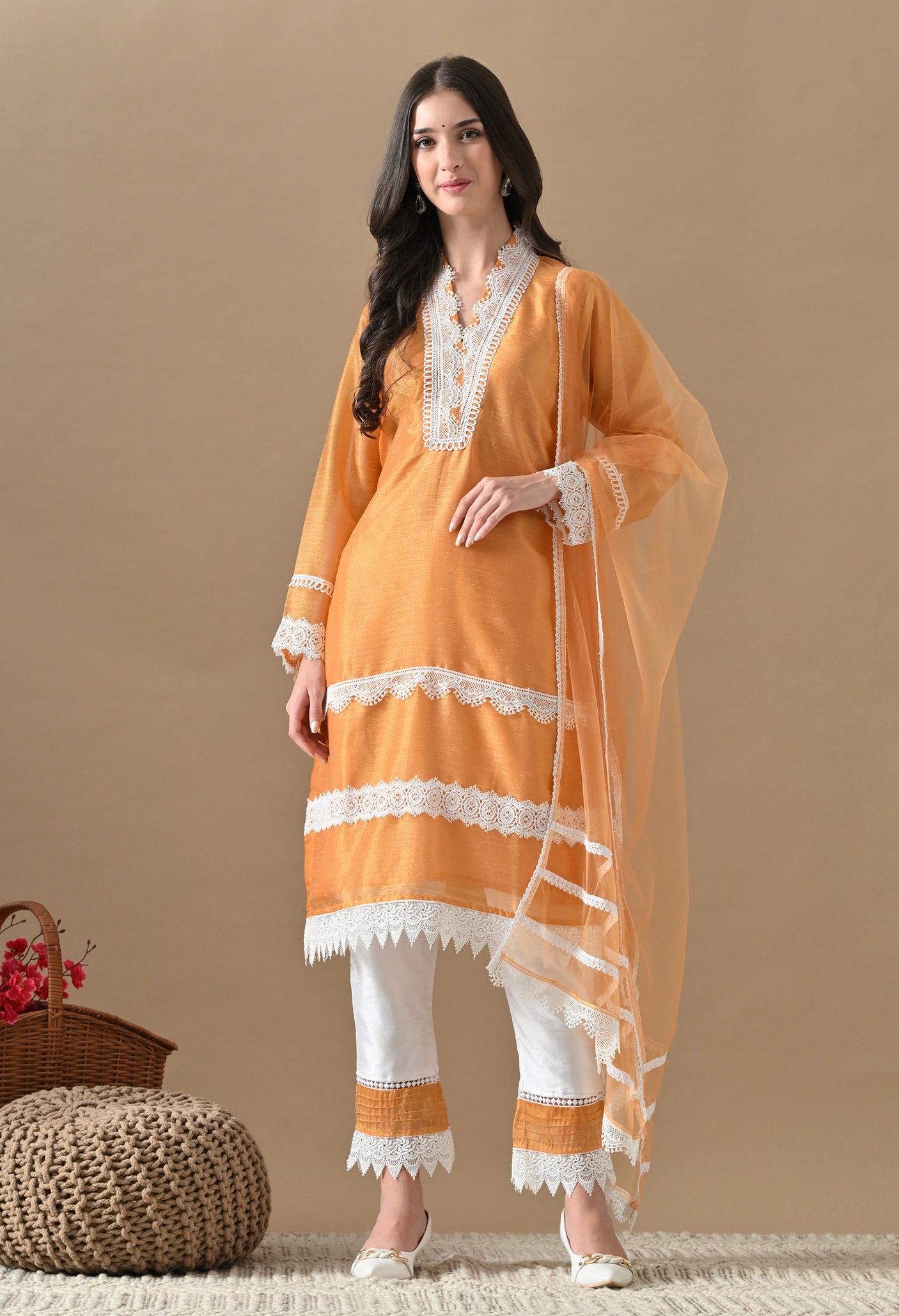Sundar Tana Bana Suit