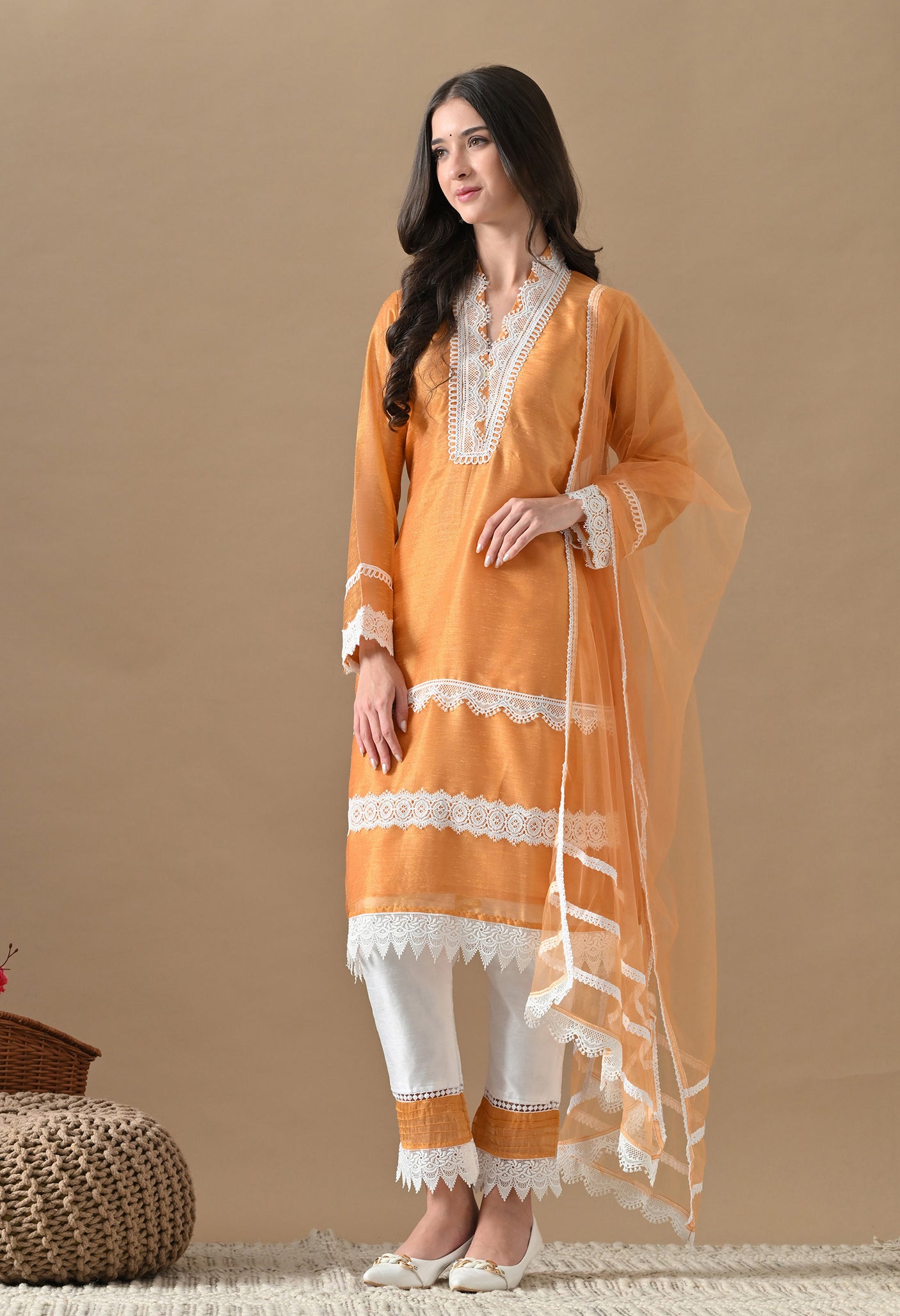 Sundar Tana Bana Suit