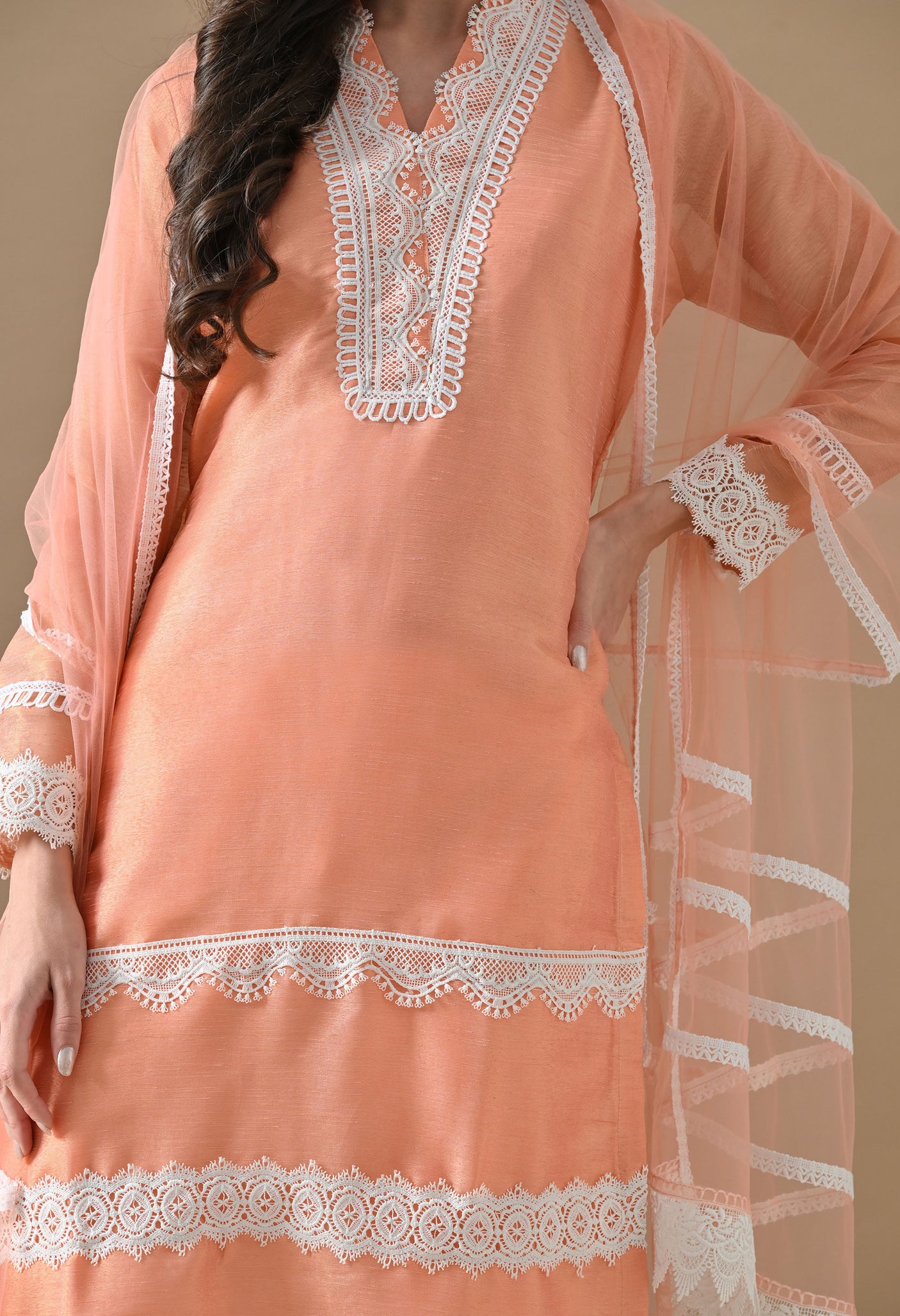 Sundar Tana Bana Suit