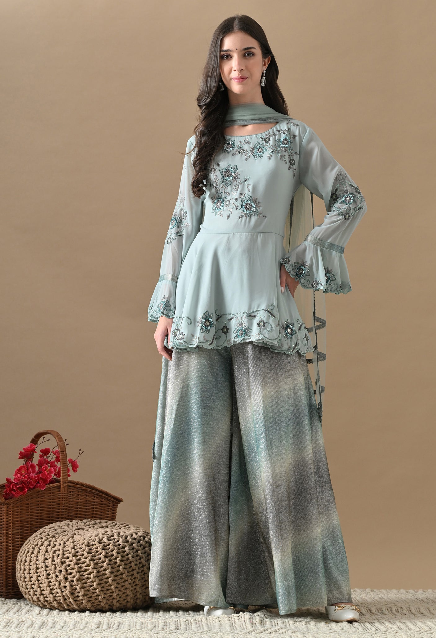 Samaira Shimmer Set