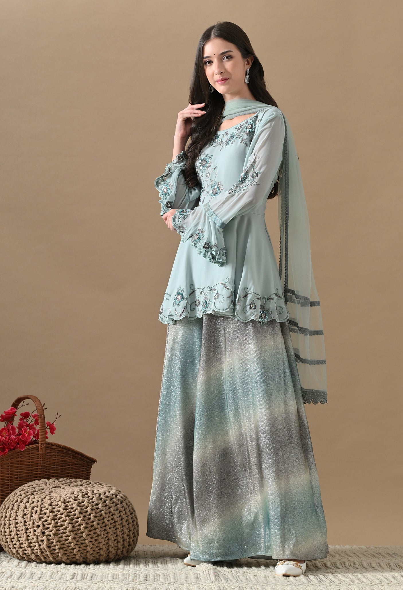Samaira Shimmer Set