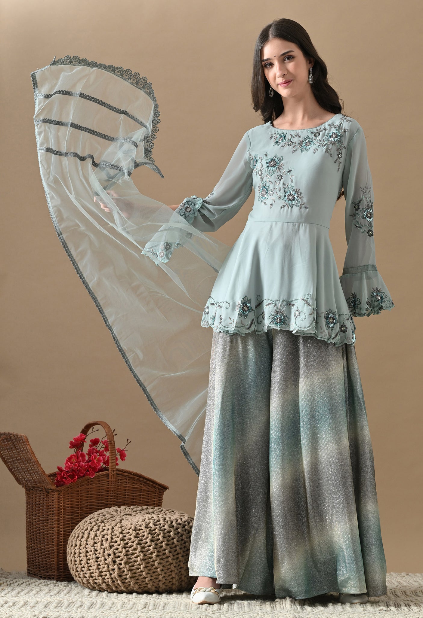 Samaira Shimmer Set