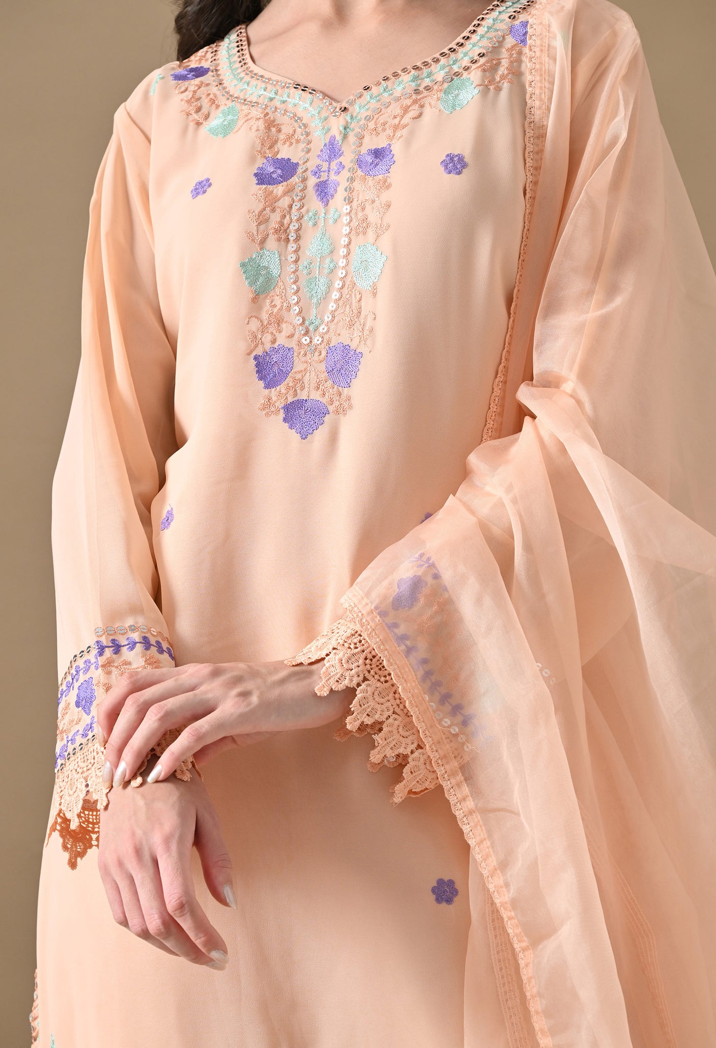 Gulbadan Suit Set